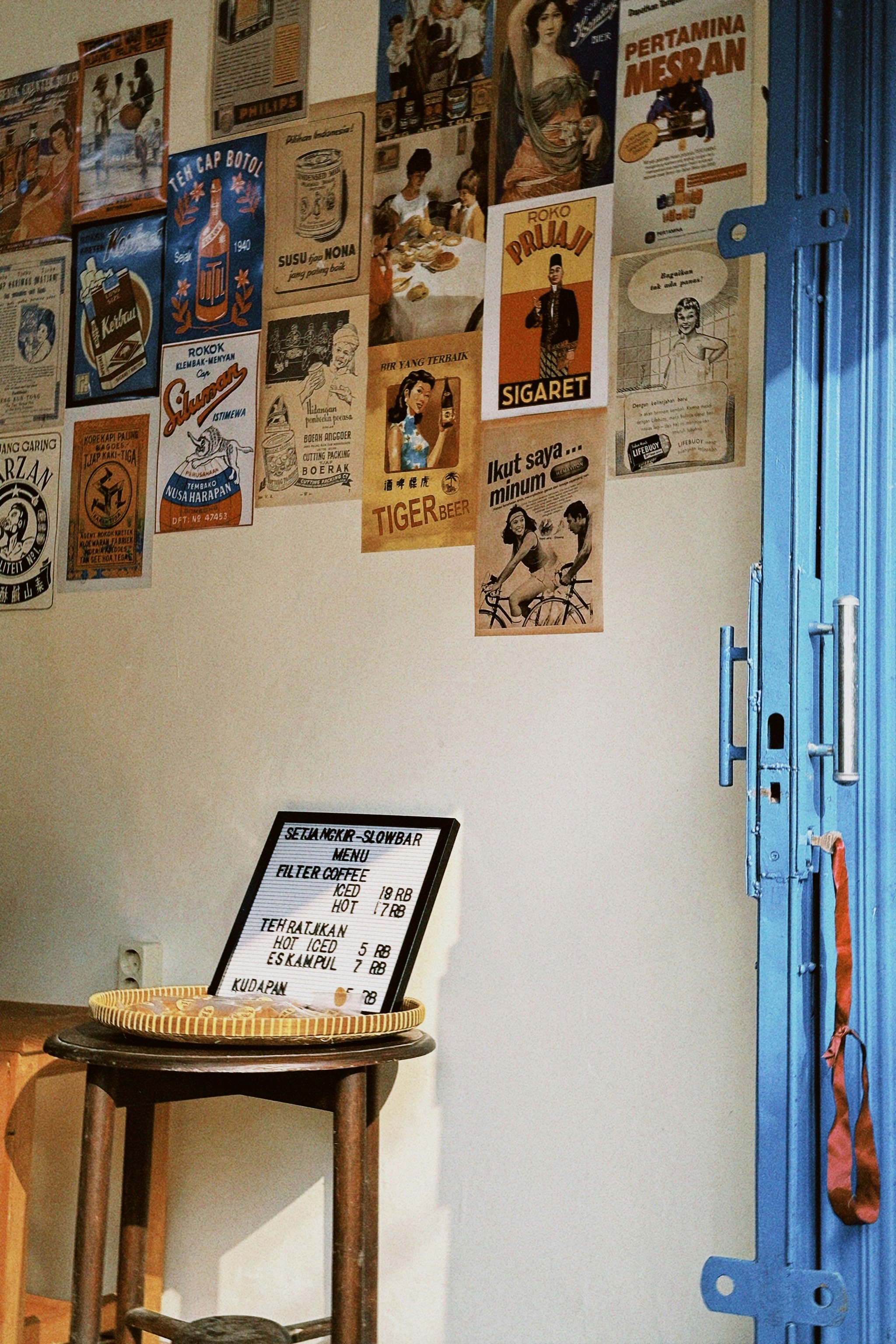 vintage wallpaper indonesia, wallpaper, Perang Surabaya: Awal Mula dan Peran Komunitas Muslim 2