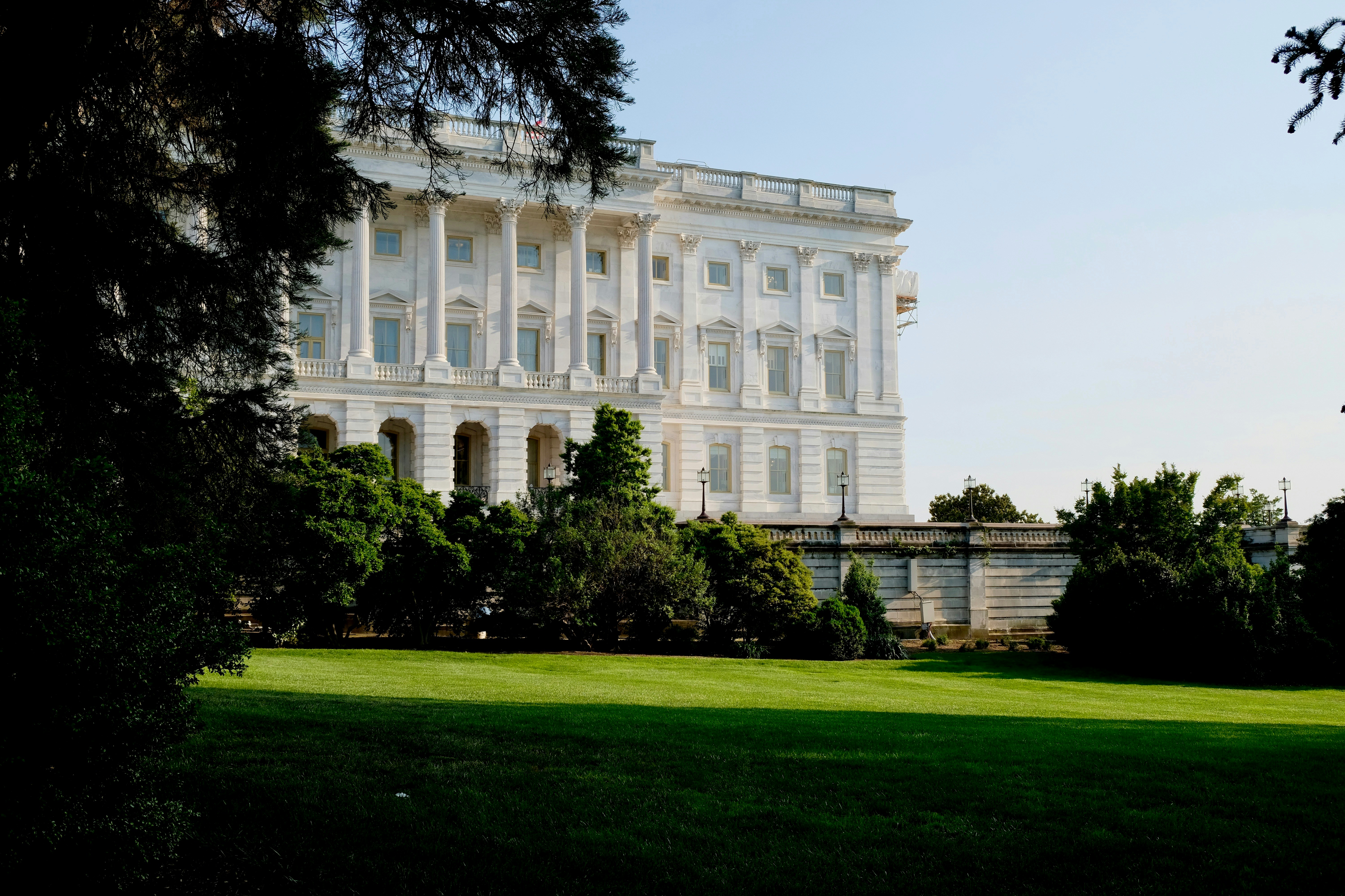 Lawmakers pressure SEC chairman over spot bitcoin ETFs