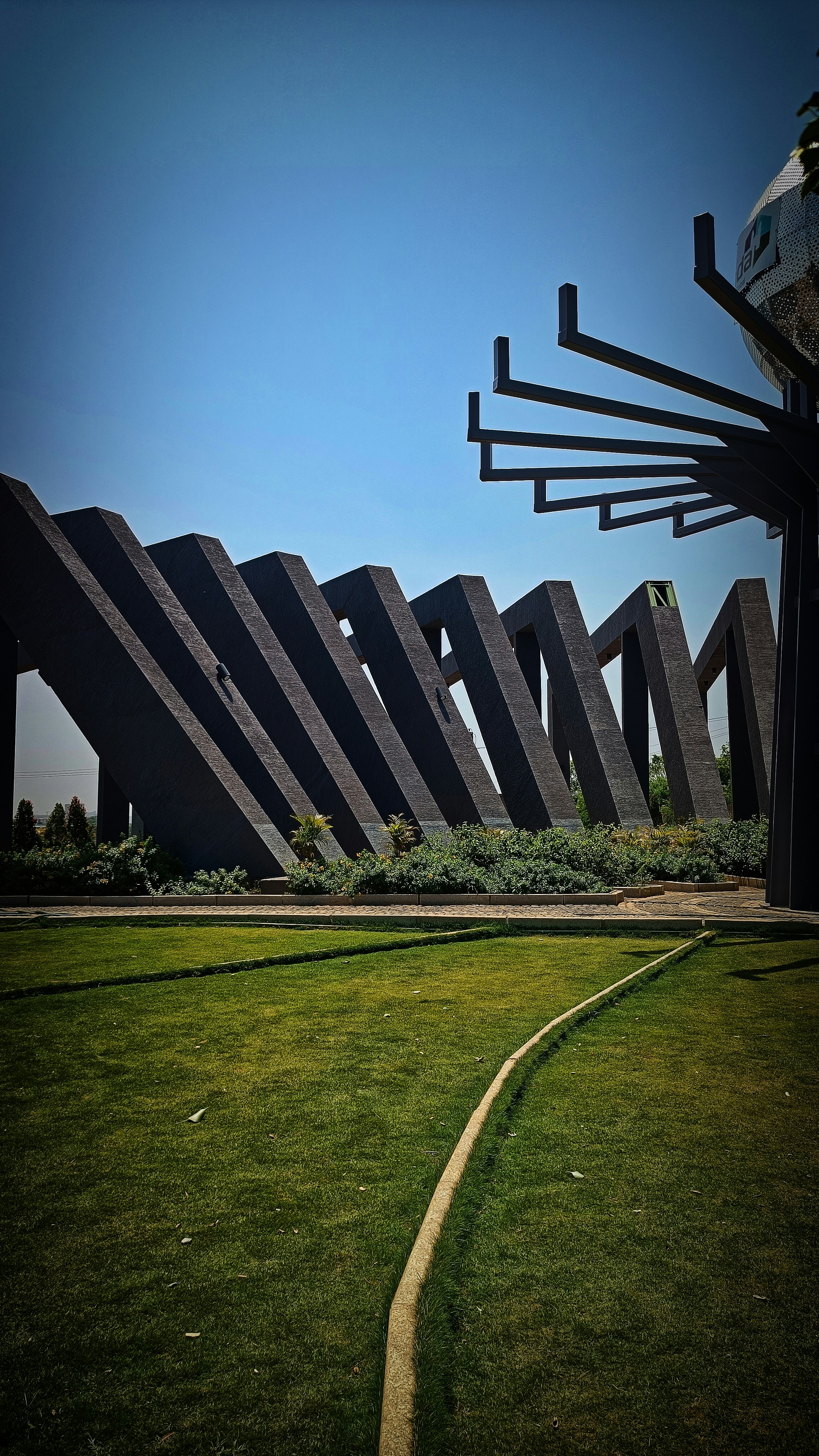 Tehran Museum of Contemporary Art photo 3