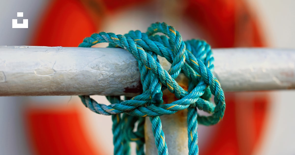 A close up of a rope attached to a metal pole photo – Free Australia ...