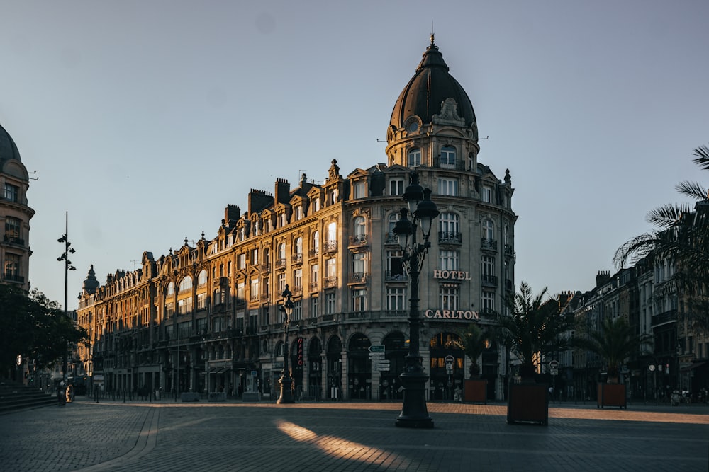 a large building with a dome on top of it