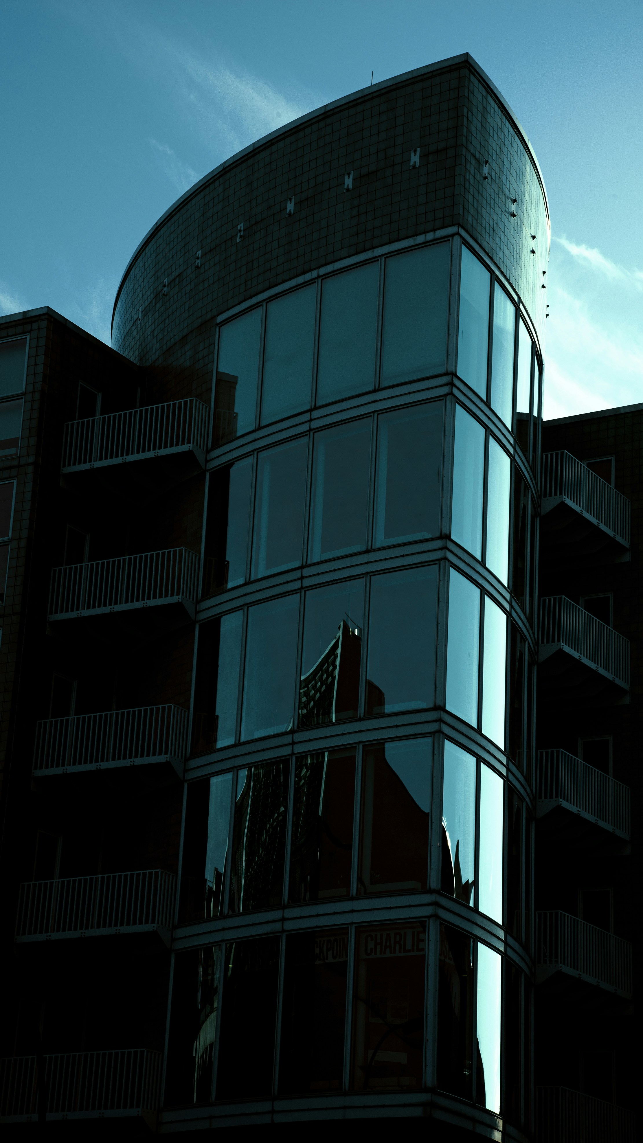 Photo by badweathers_