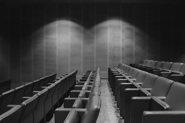 Dům kultury Vsetín — dodávka jevištního vybavení a osvětlení