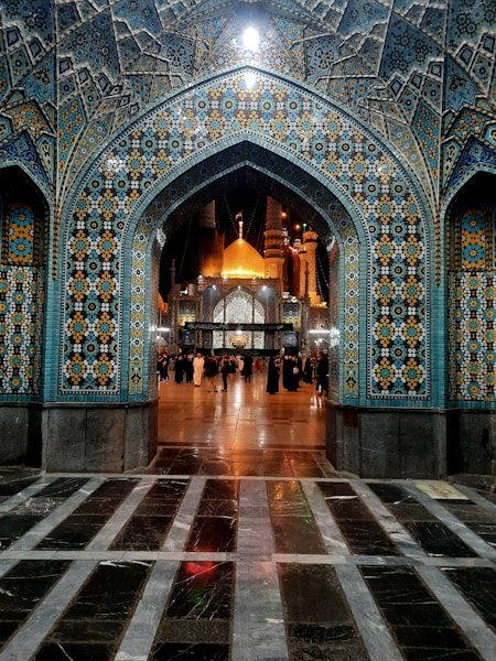 Photo 1687837914955 F56e373ecc48?q=85&w=1600&h=600&fit=crop