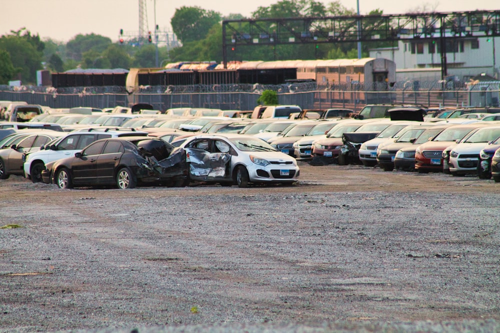 a parking lot filled with lots of parked cars