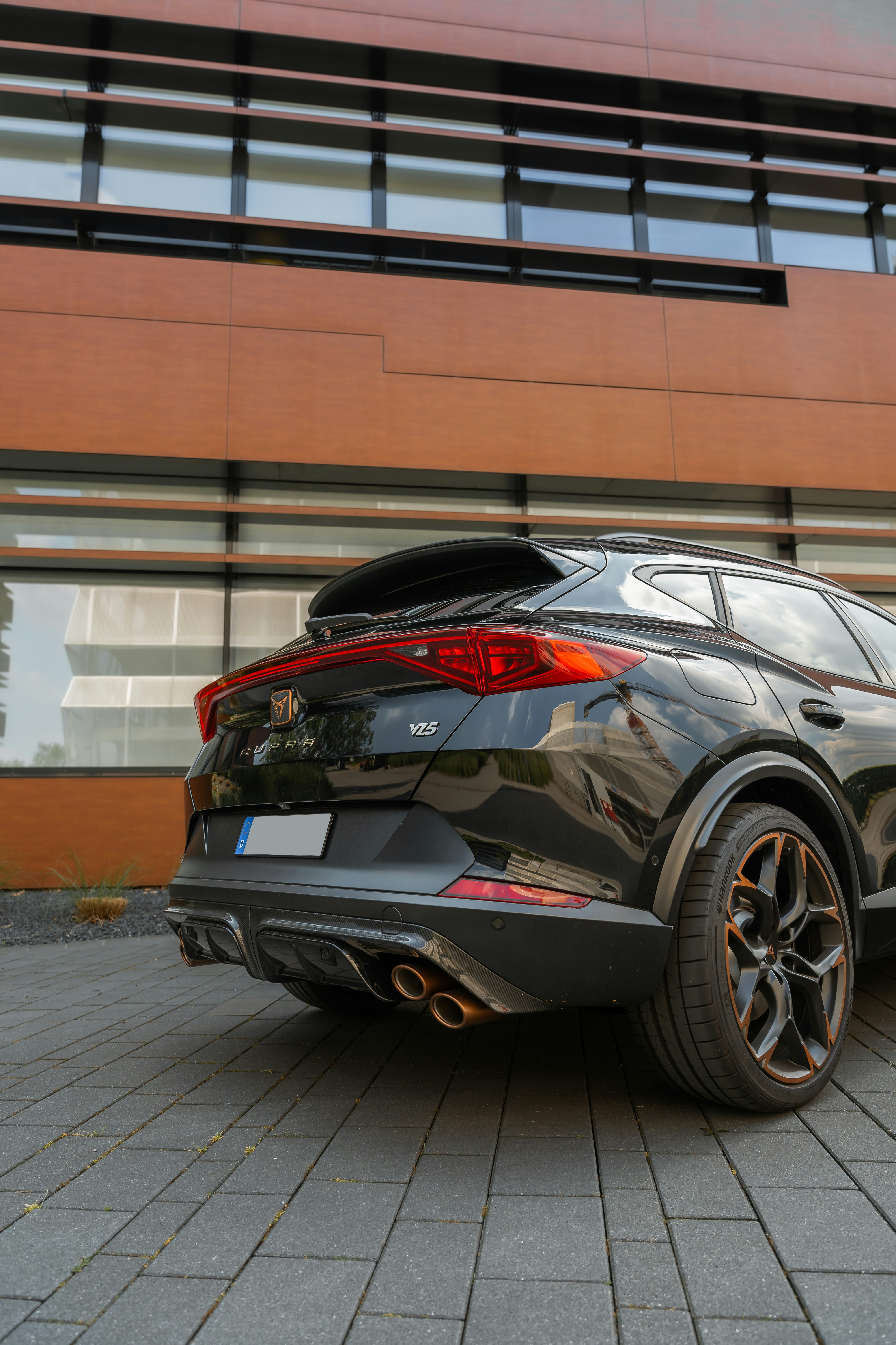 Photo by marcelhoberg