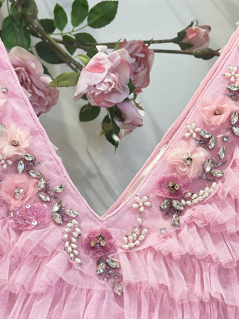 Rosebud Lace Garter
