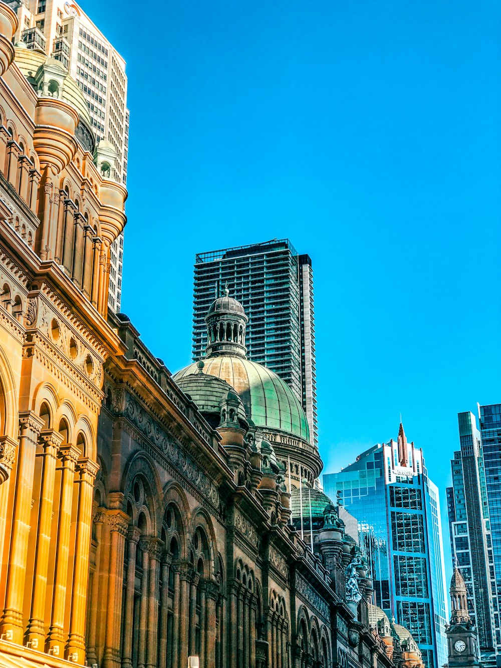 a large building with a dome on top of it