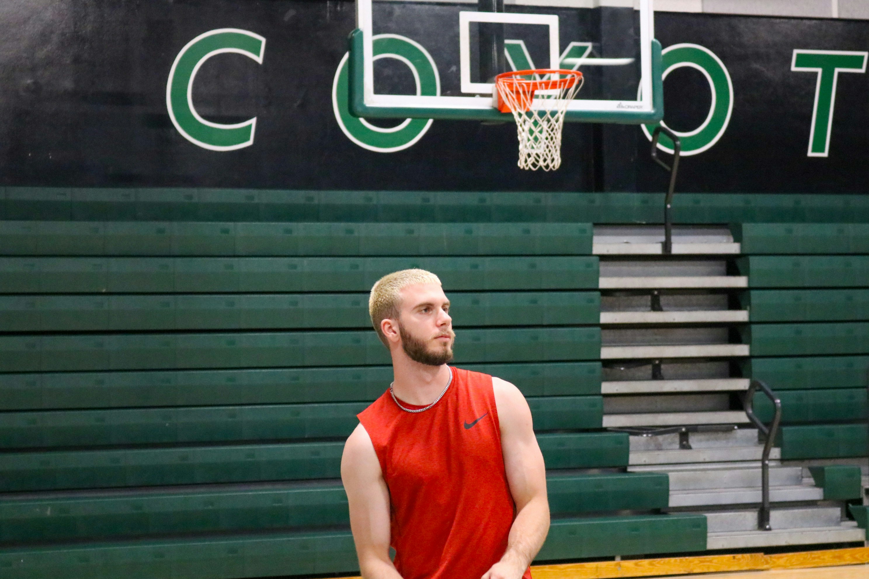 Julius Randle's Nightmare: 0 Points, 0 Rebounds, 0 Assists in Three Straight Second Halves