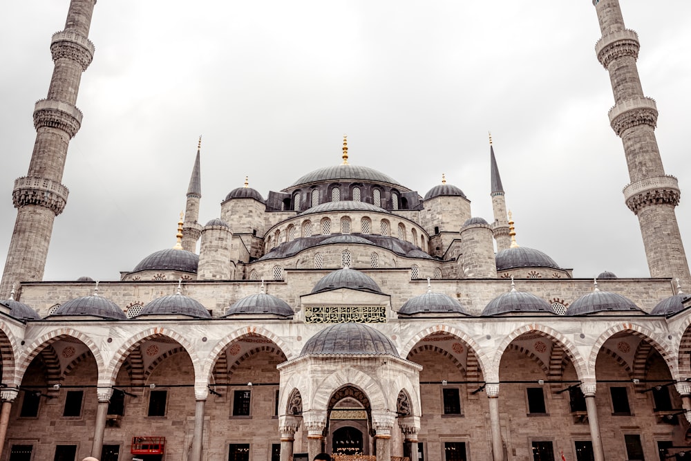 a large building with two towers and a dome