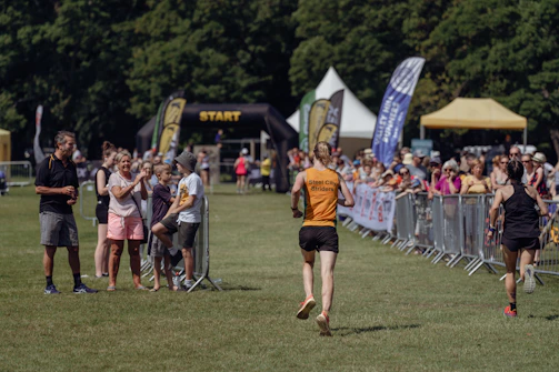 a group of people running in a race