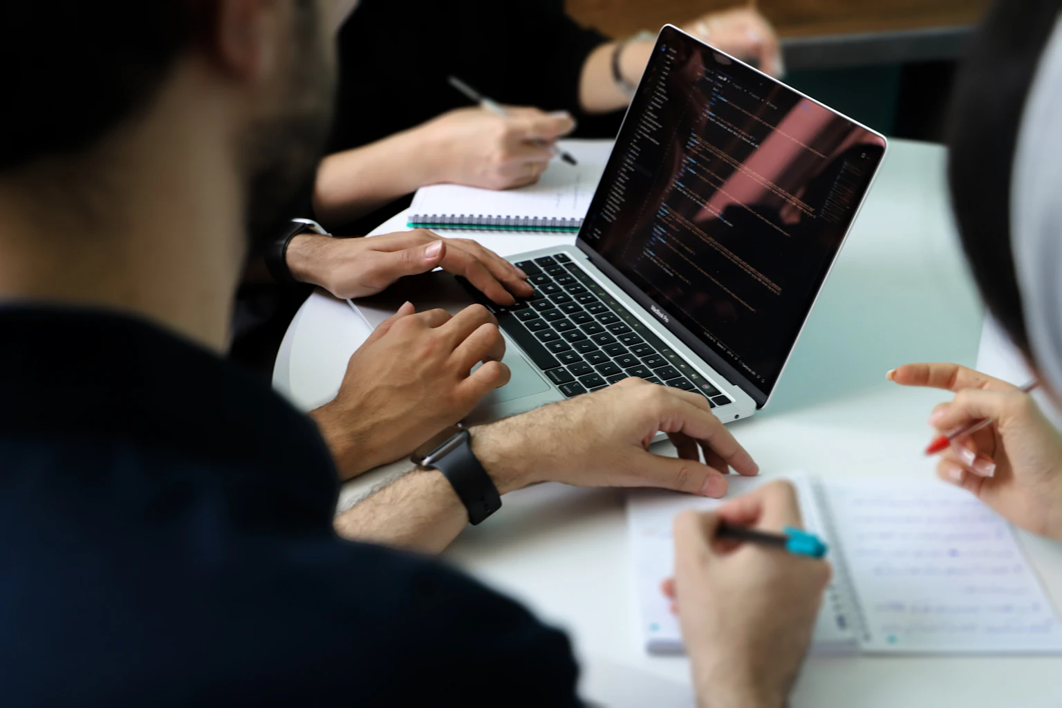 Why Startups Are Building Distributed Teams From Day One