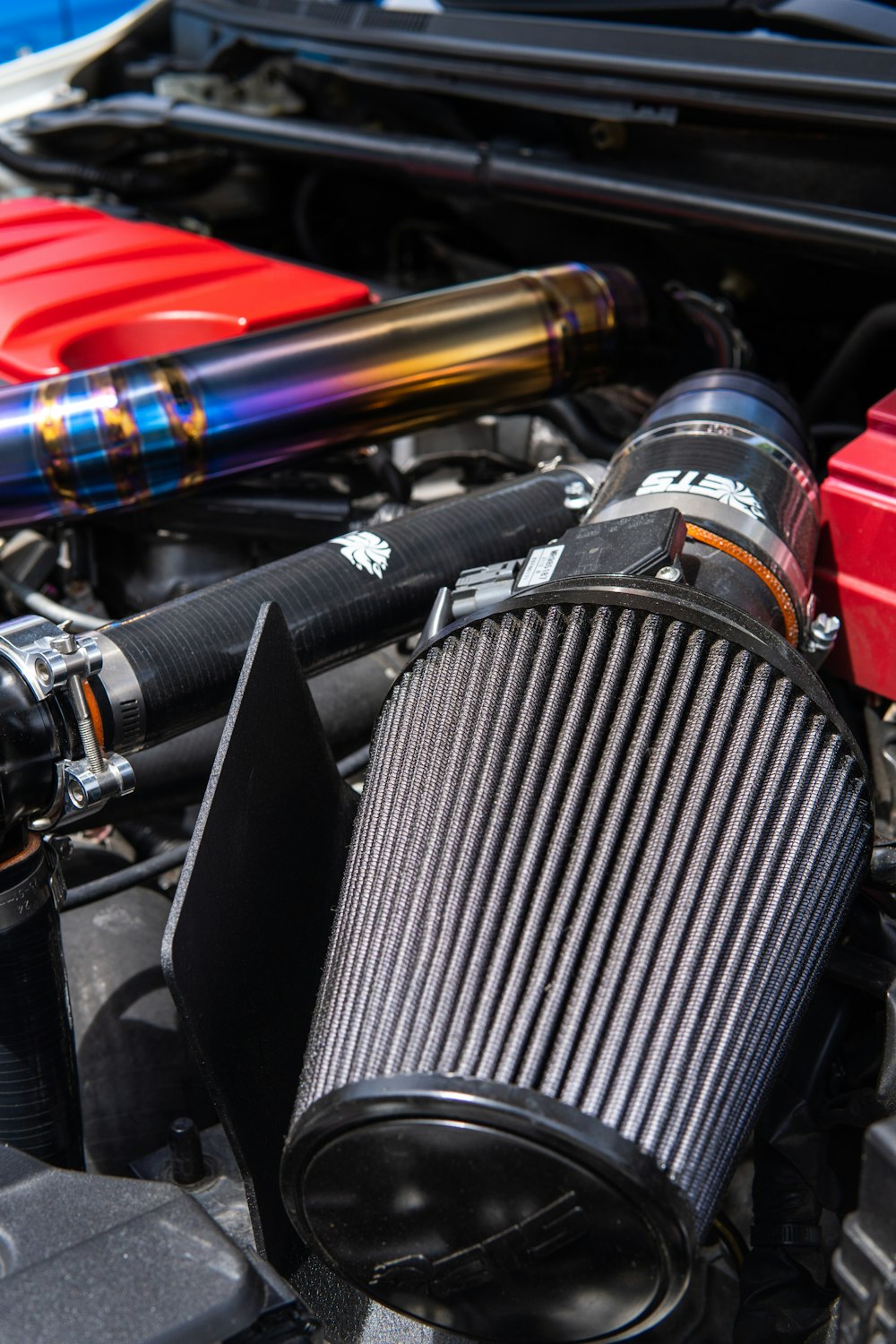 a close up of the engine of a car