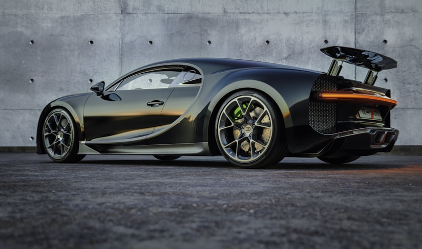 luxury rental car Dubai