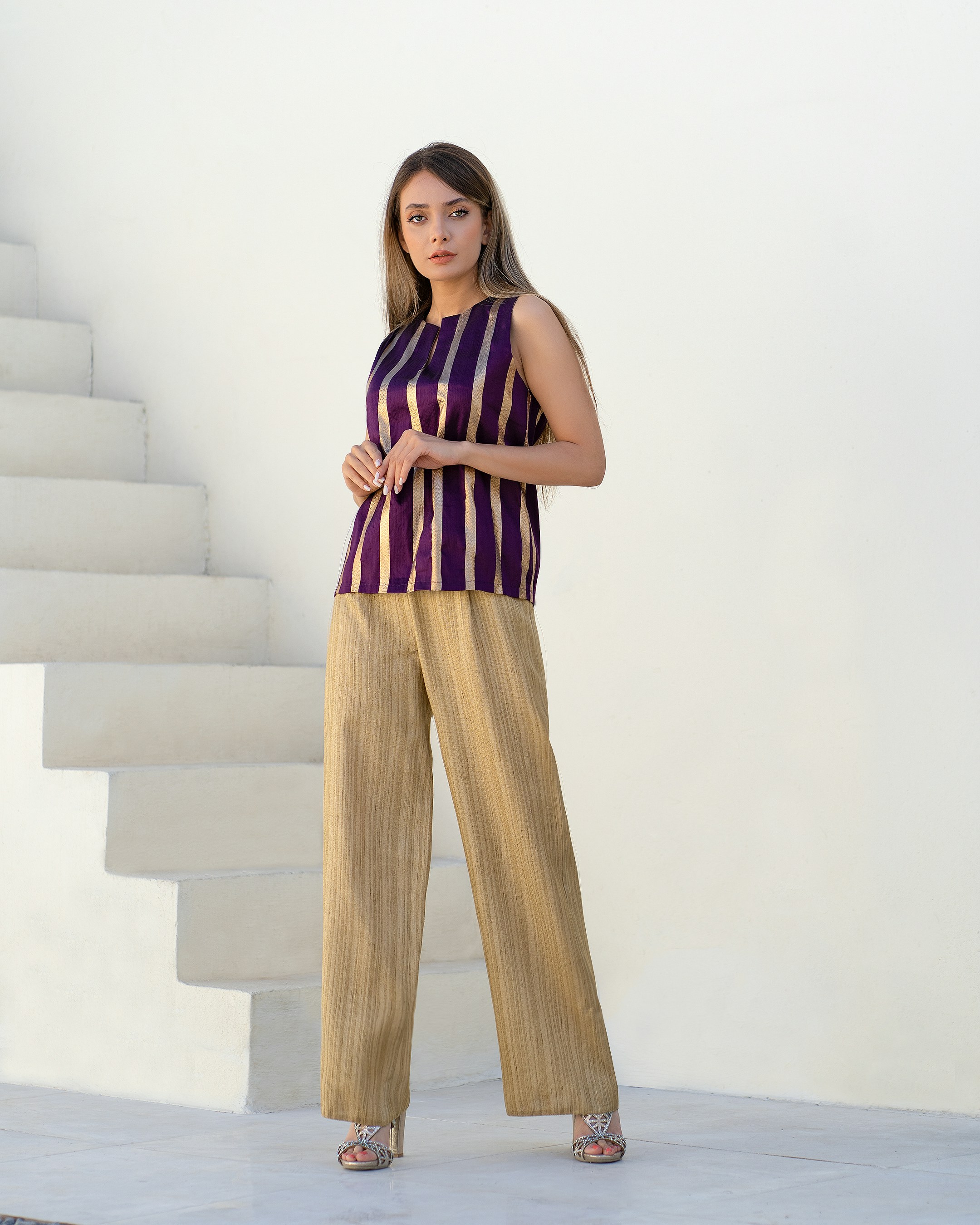 Colores y estilos de moda en pantalones largos para mujer
