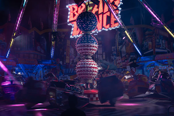 Guests enjoying the 360 spinner platform with dynamic camera motion capturing their fun moments.