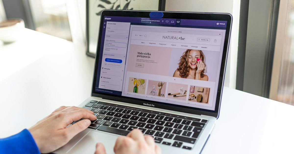 Vendre en ligne pendant les fêtes de fin d'année en Afrique : stratégie e-commerce saisonnière