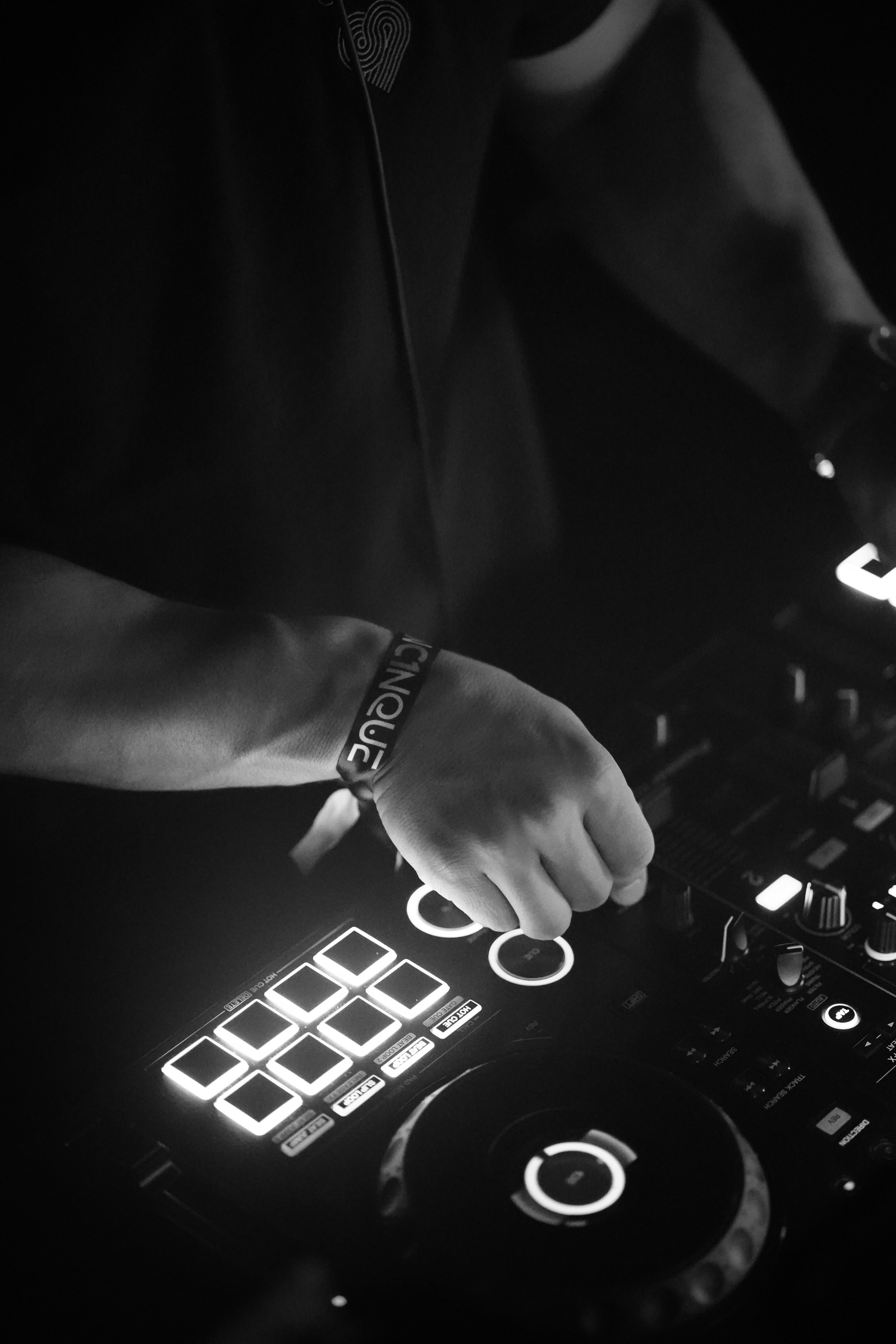 8 individualių DJ pamokų kursas