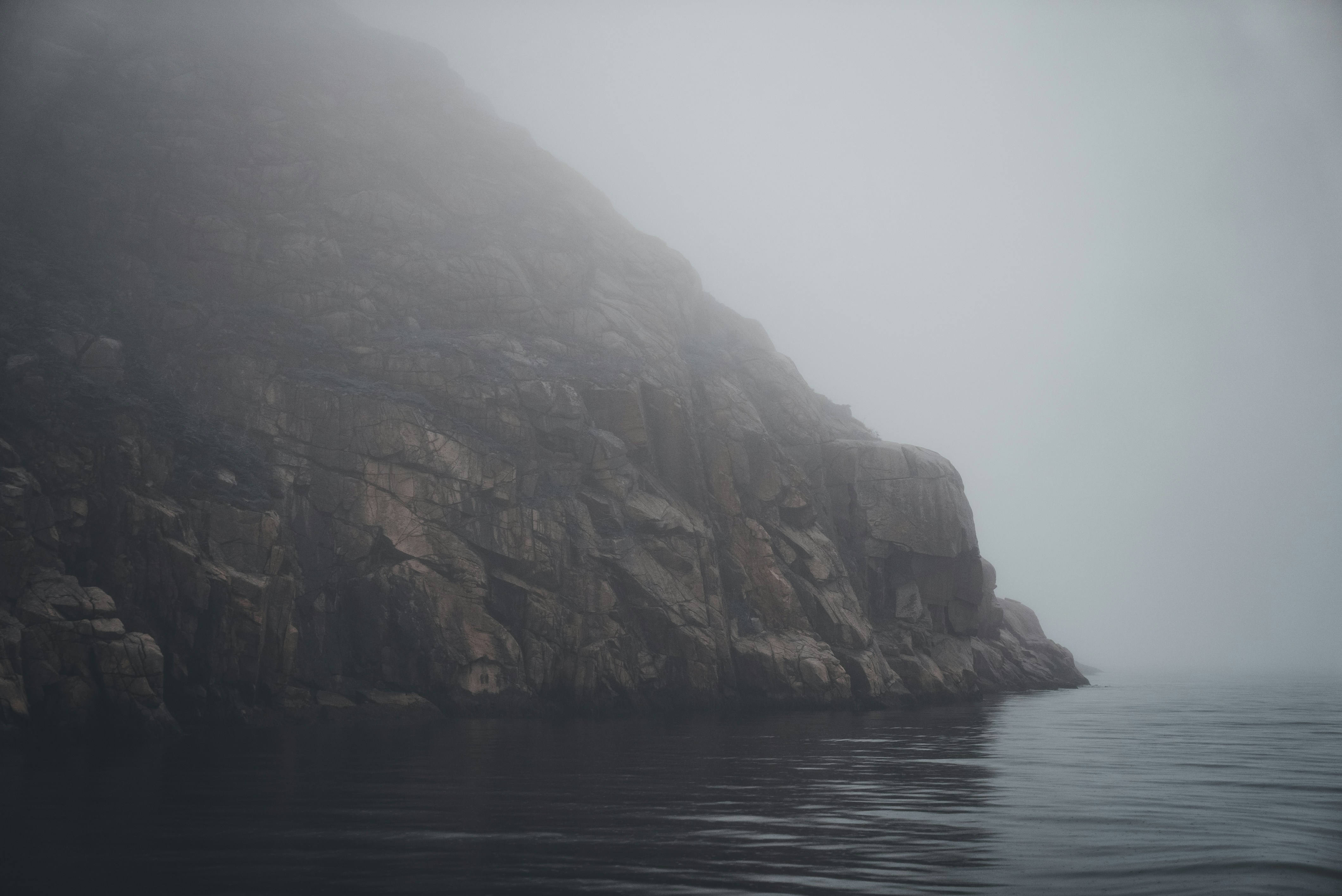 Photo by introspectivedsgn