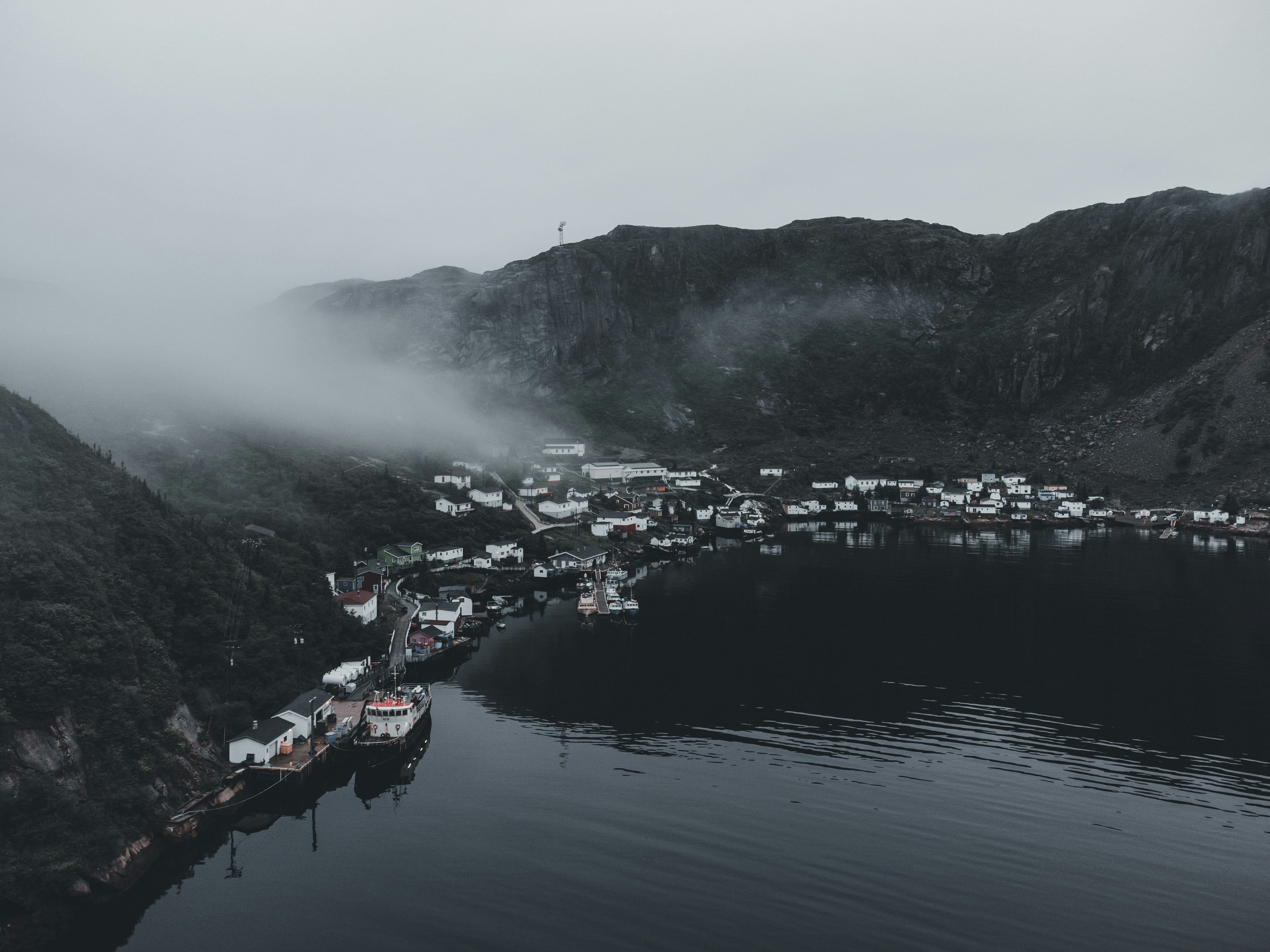 Photo by introspectivedsgn