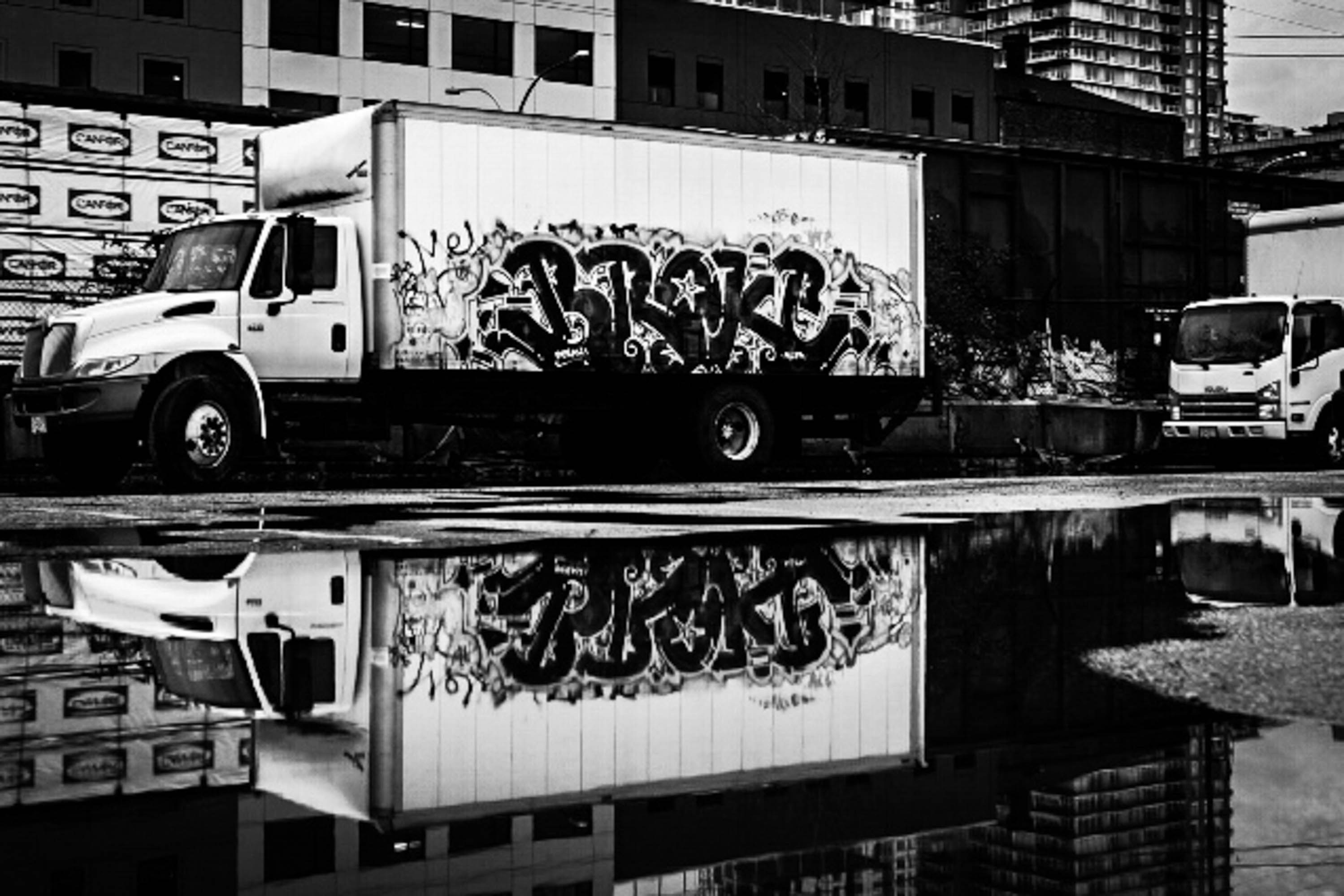 urban graffiti truck wallpaper, wallpaper, Graffiti Covered Box Truck Street Art Wallpapers: Urban Vibes 1
