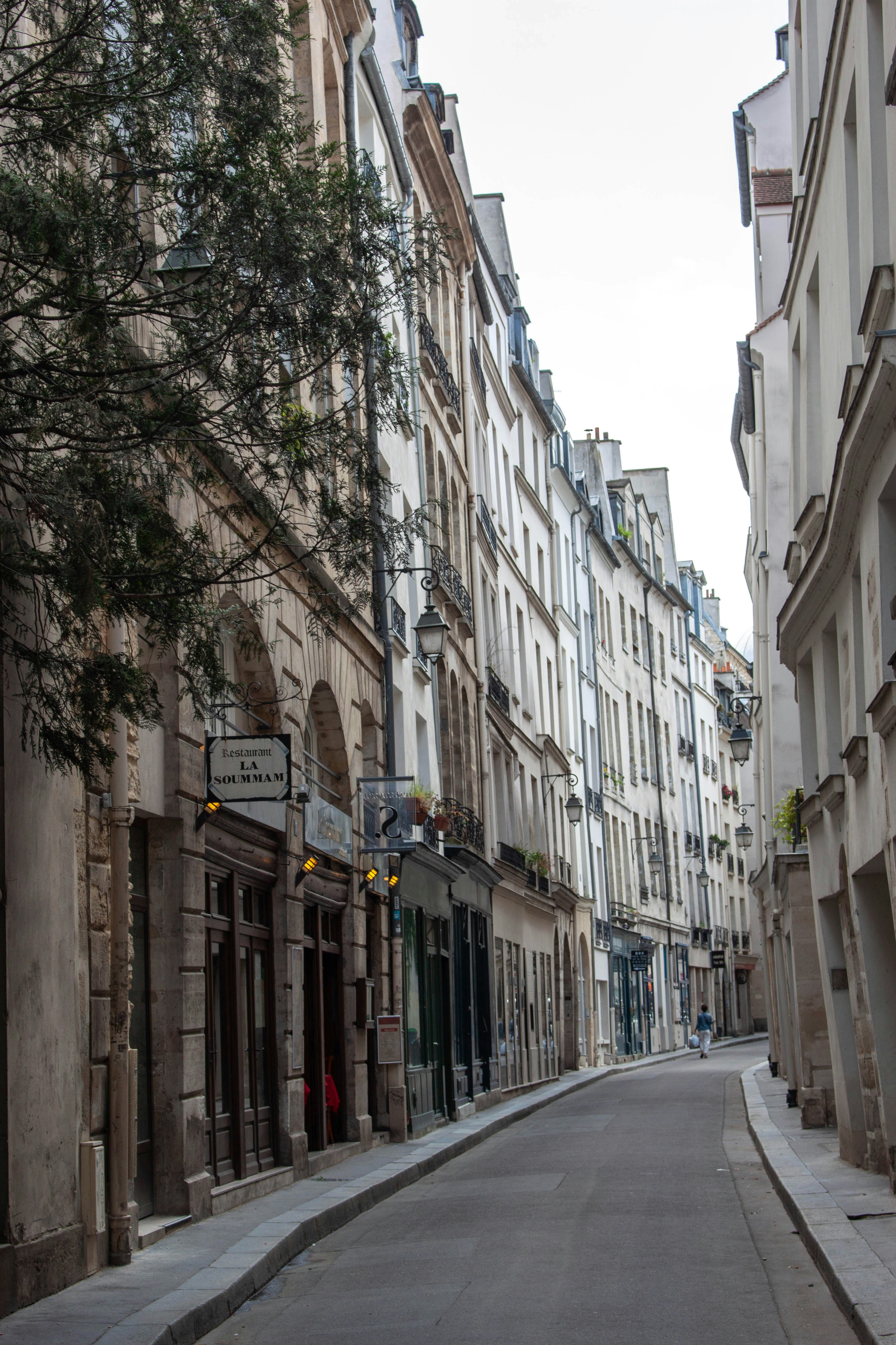 Photo by kamillaisalieva