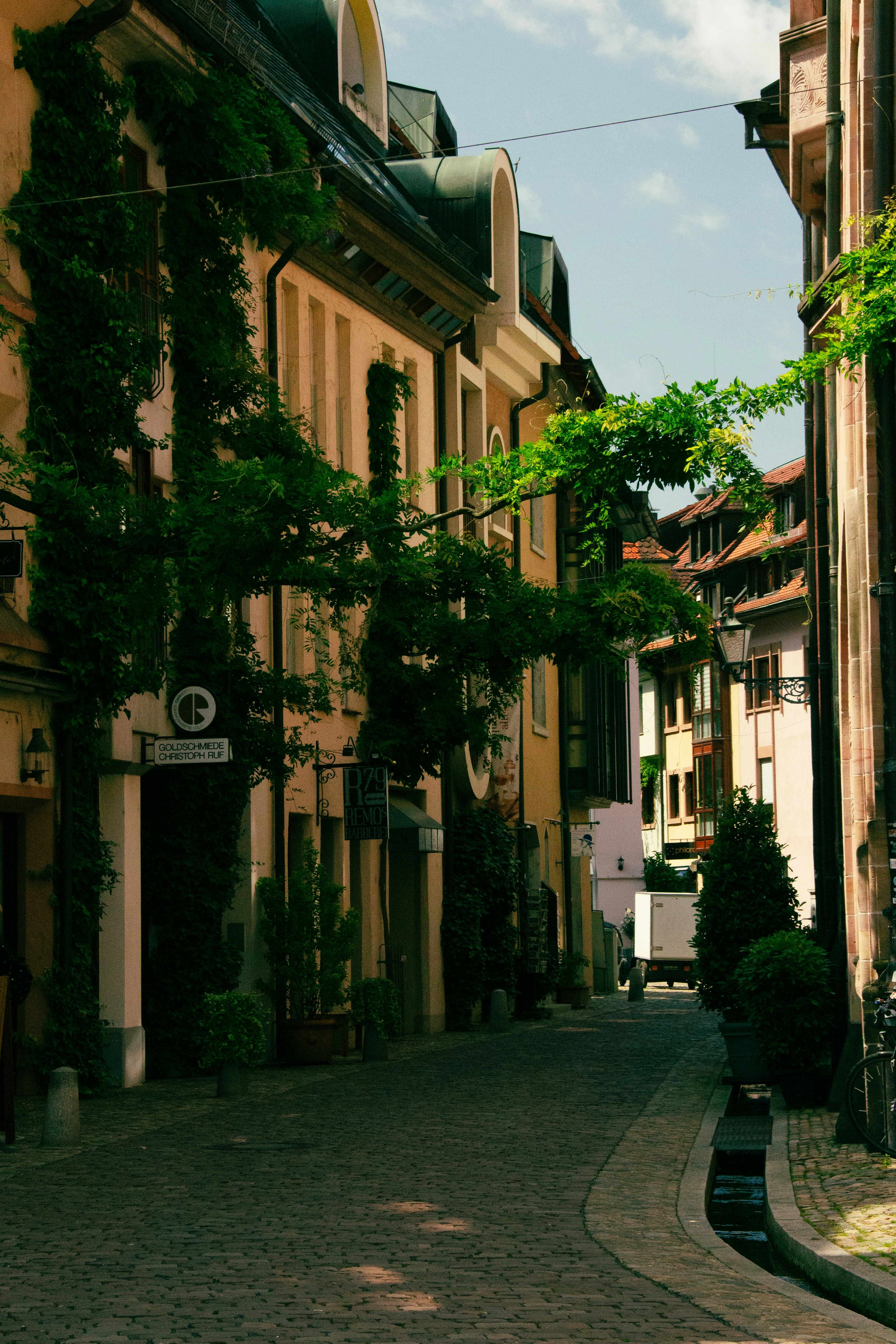 Photo by charlieh_viewfinder