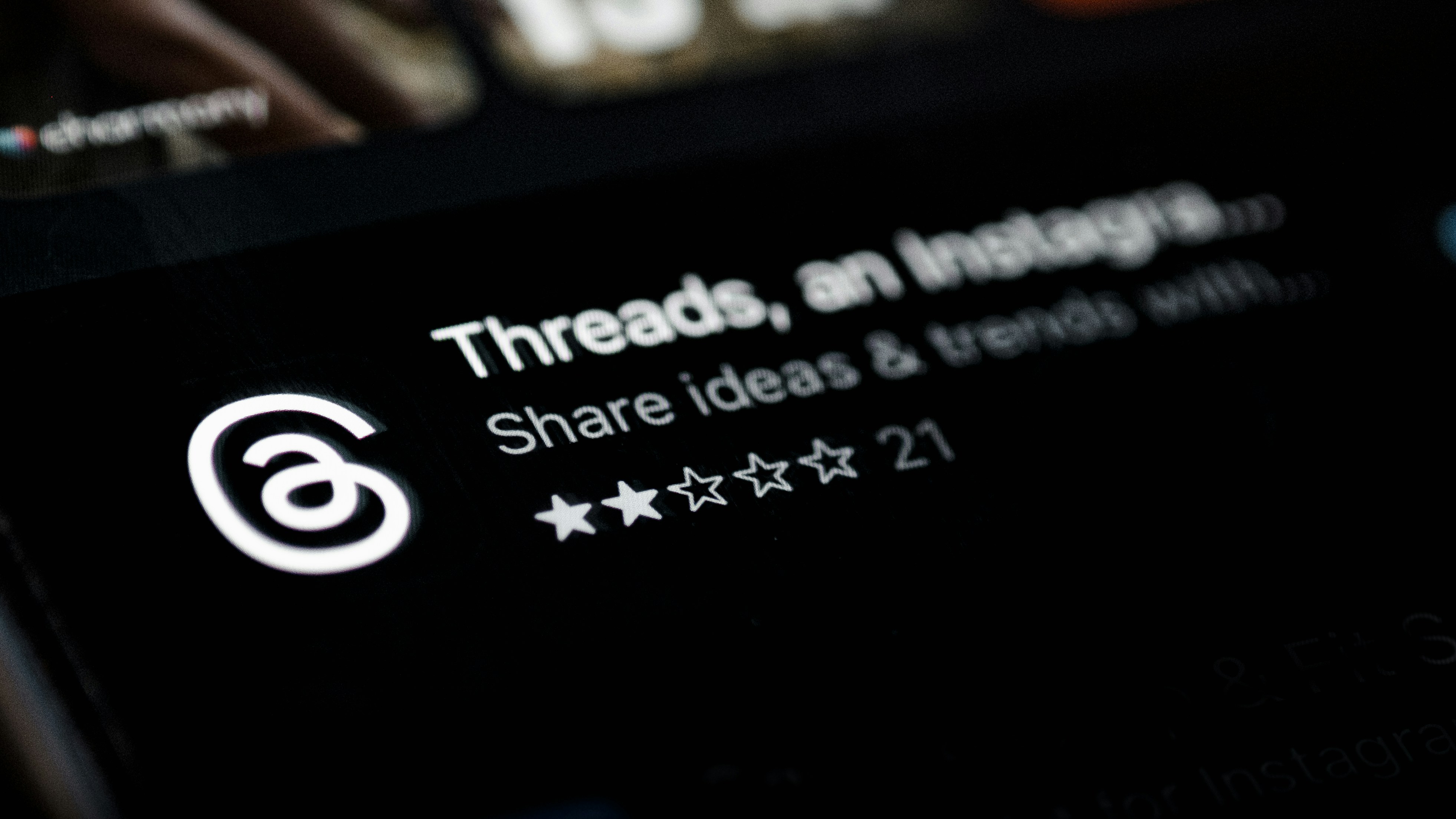 Threads lance sa version web pour mieux concurrencer X (Twitter)