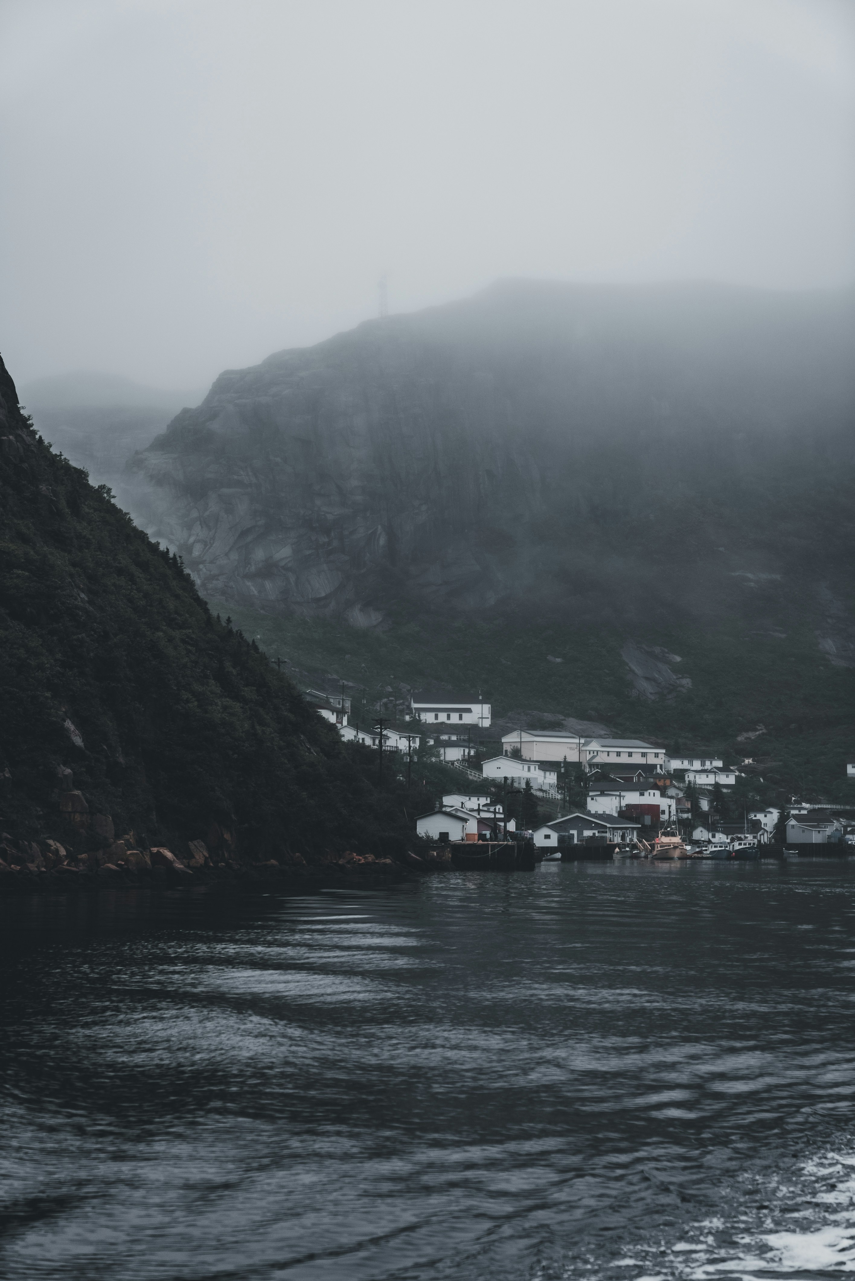 Photo by introspectivedsgn