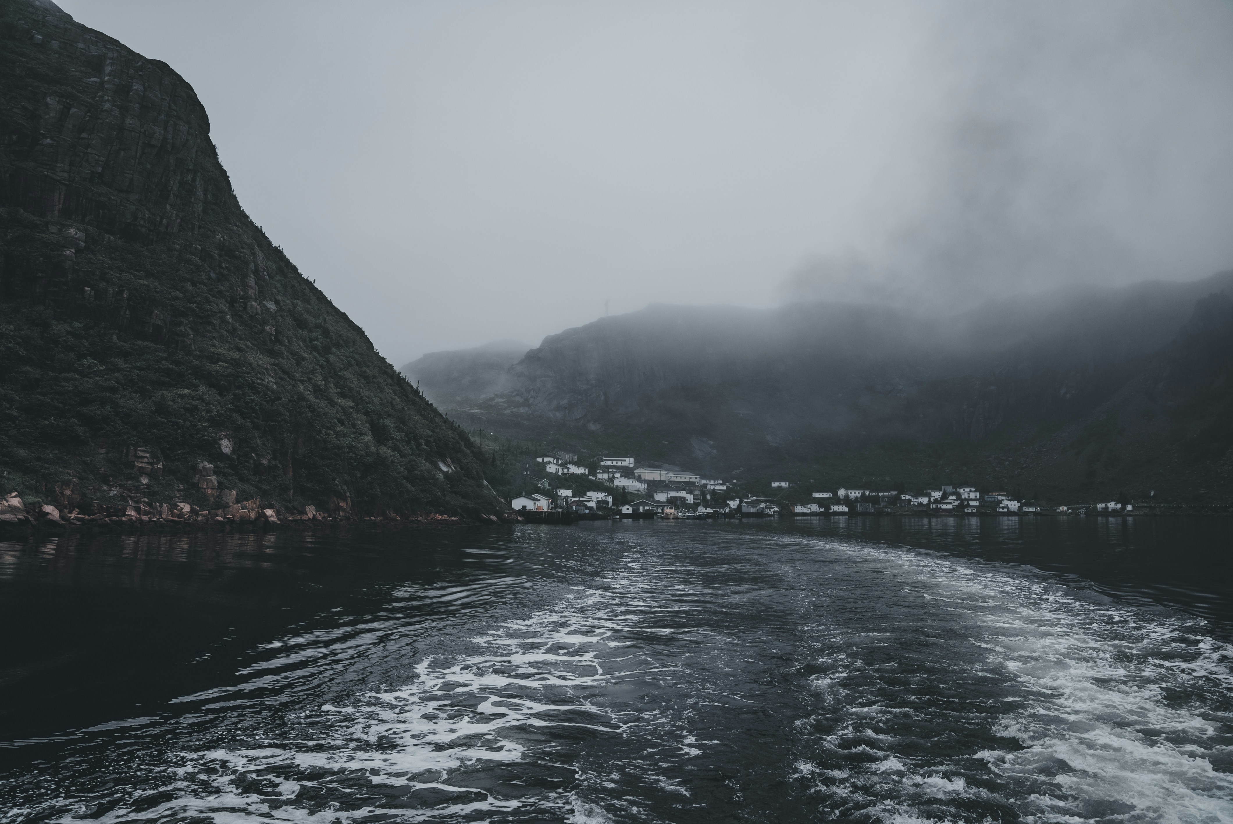 Photo by introspectivedsgn