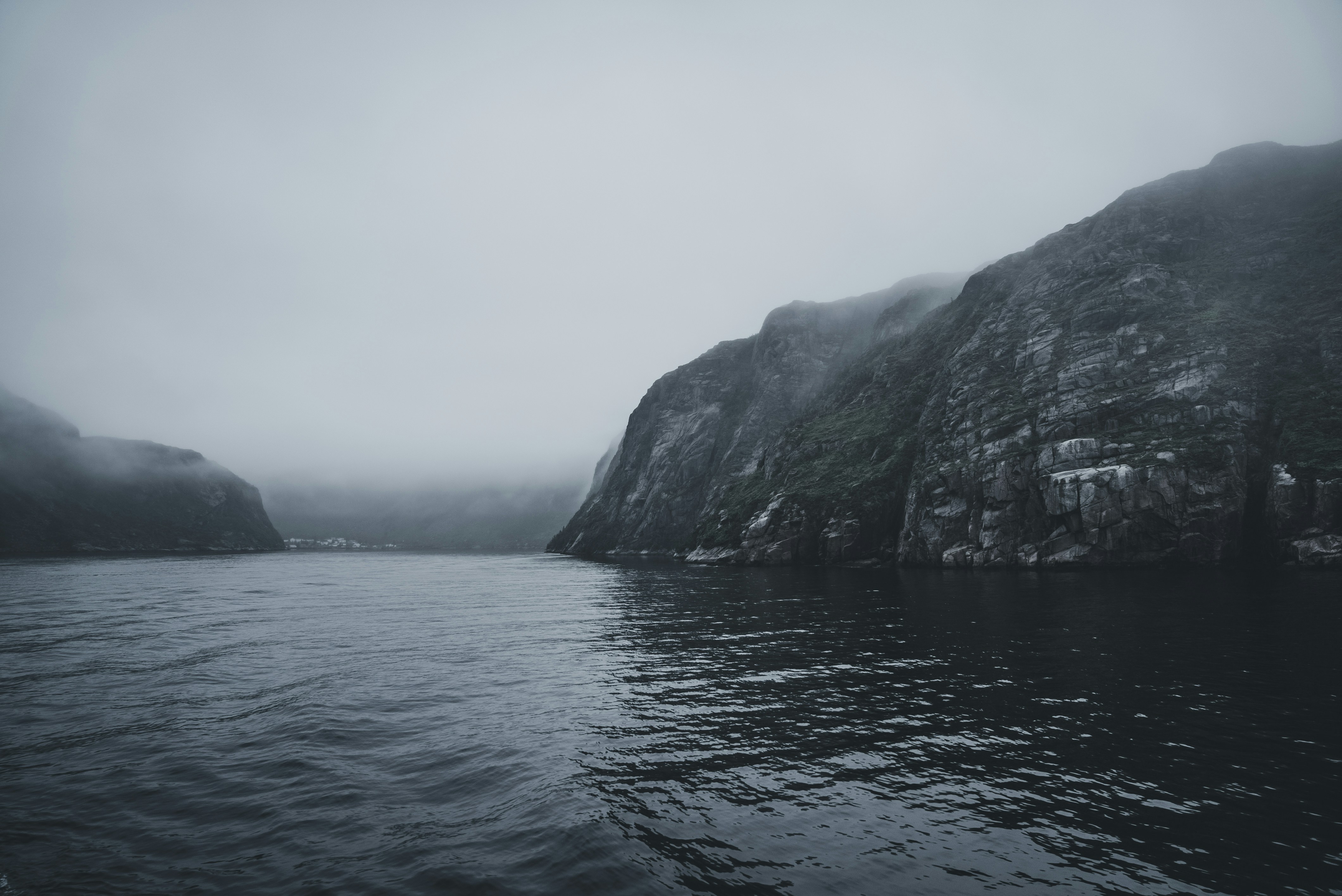 Photo by introspectivedsgn