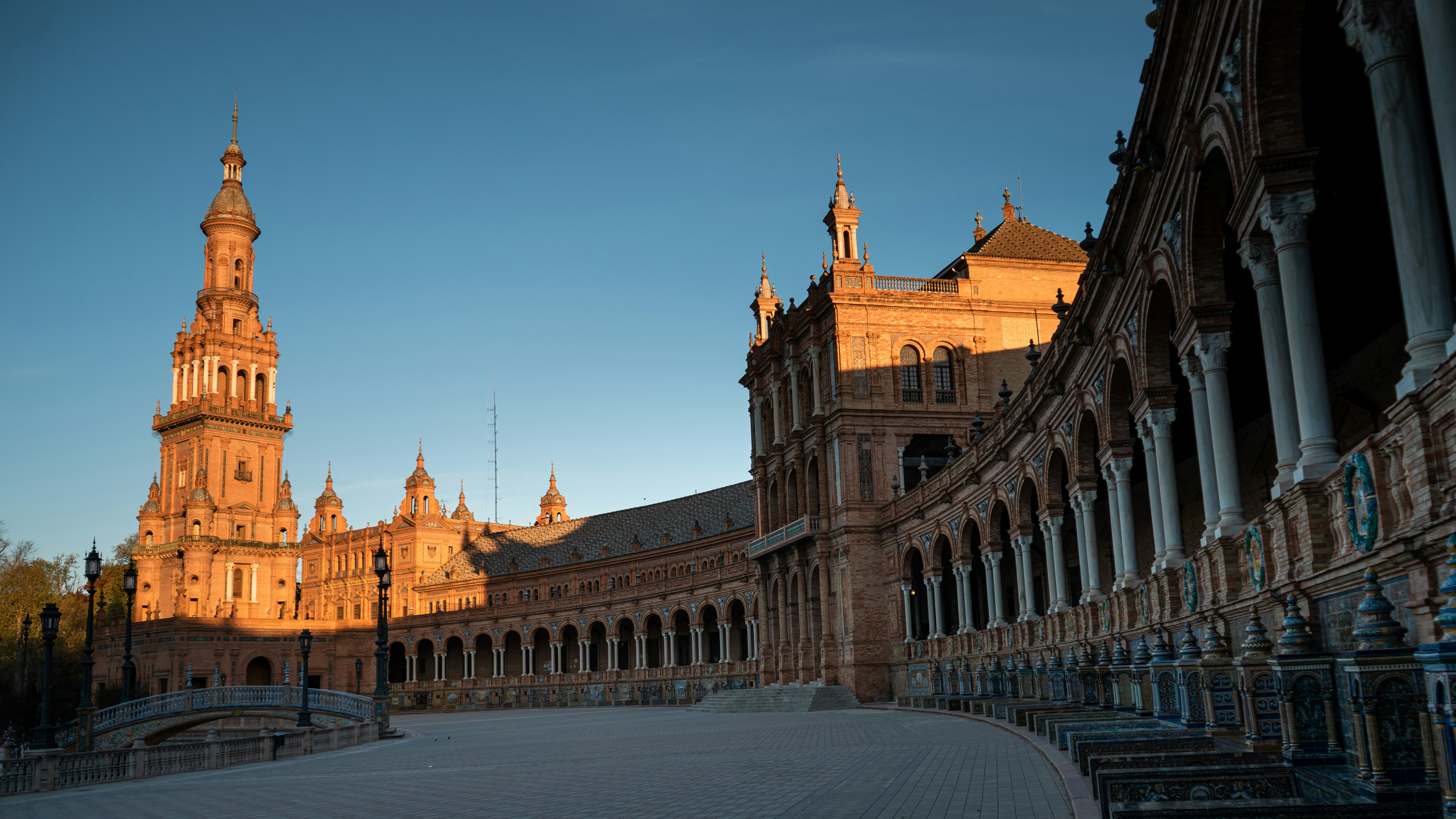 Photo by ivanchangoluisa