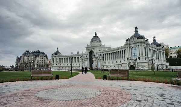 The palace square in front of the Ministry of Agriculture — Kazan, Russia