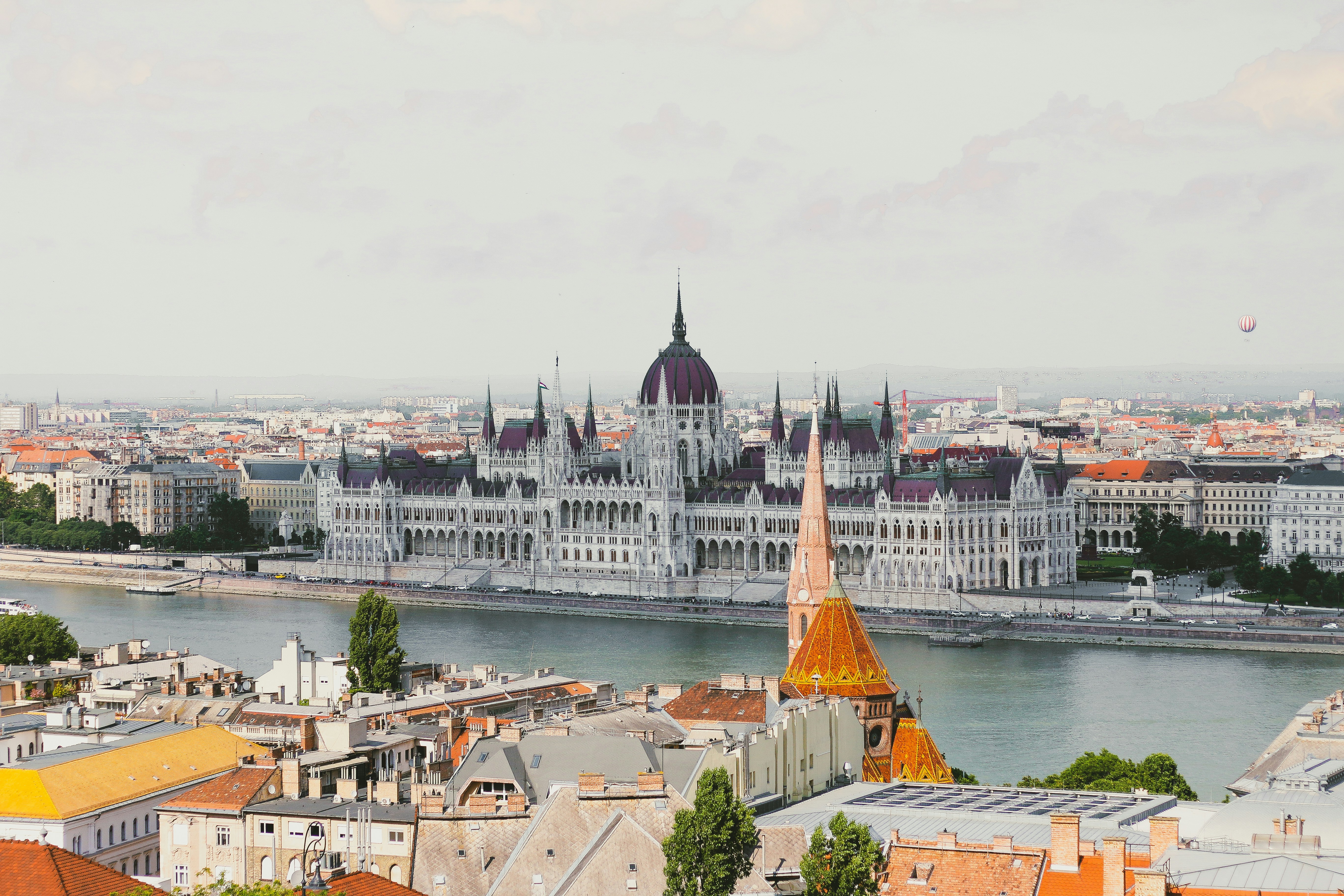 European AI Infrastructure Race: Funding Surge Reshapes Startup Landscape