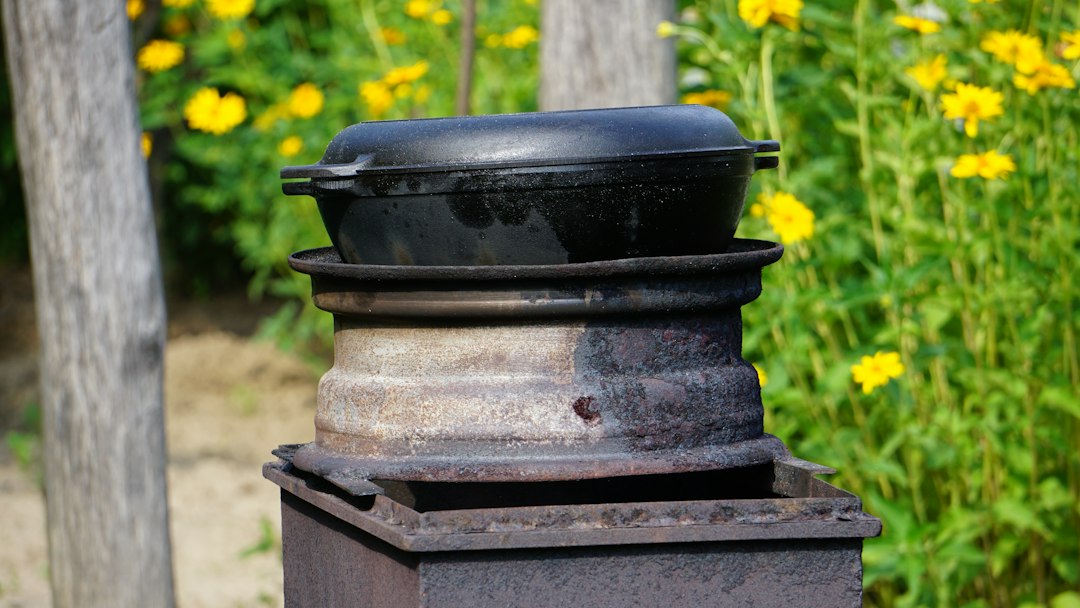 cast iron cookware stack