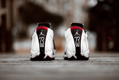 Athletes wearing Jetson shoes in an urban setting.