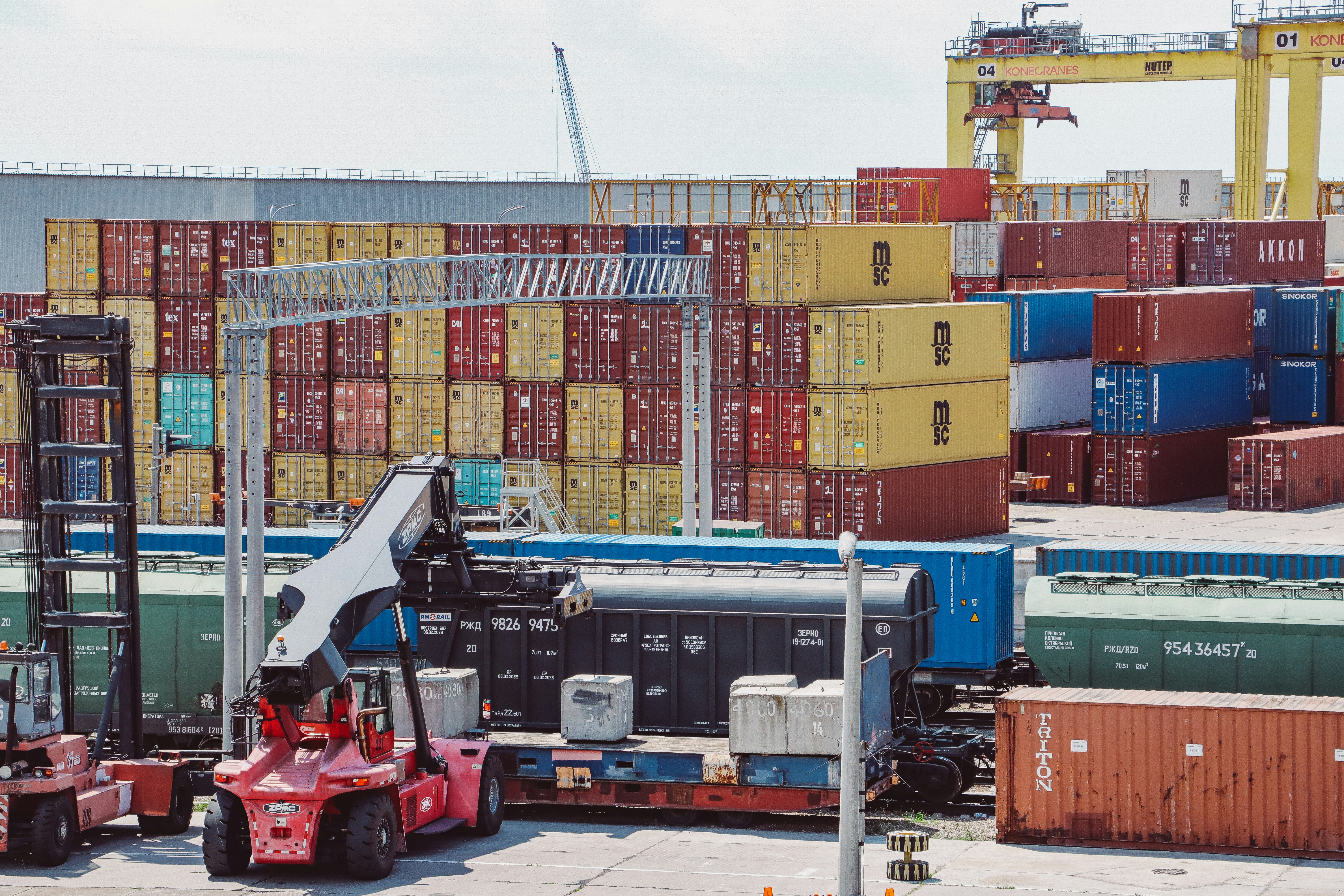 Global shipping network