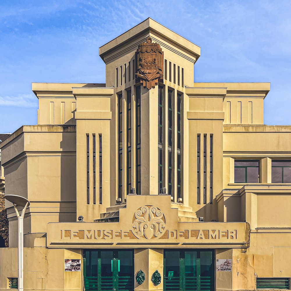 a large building with a clock on the front of it