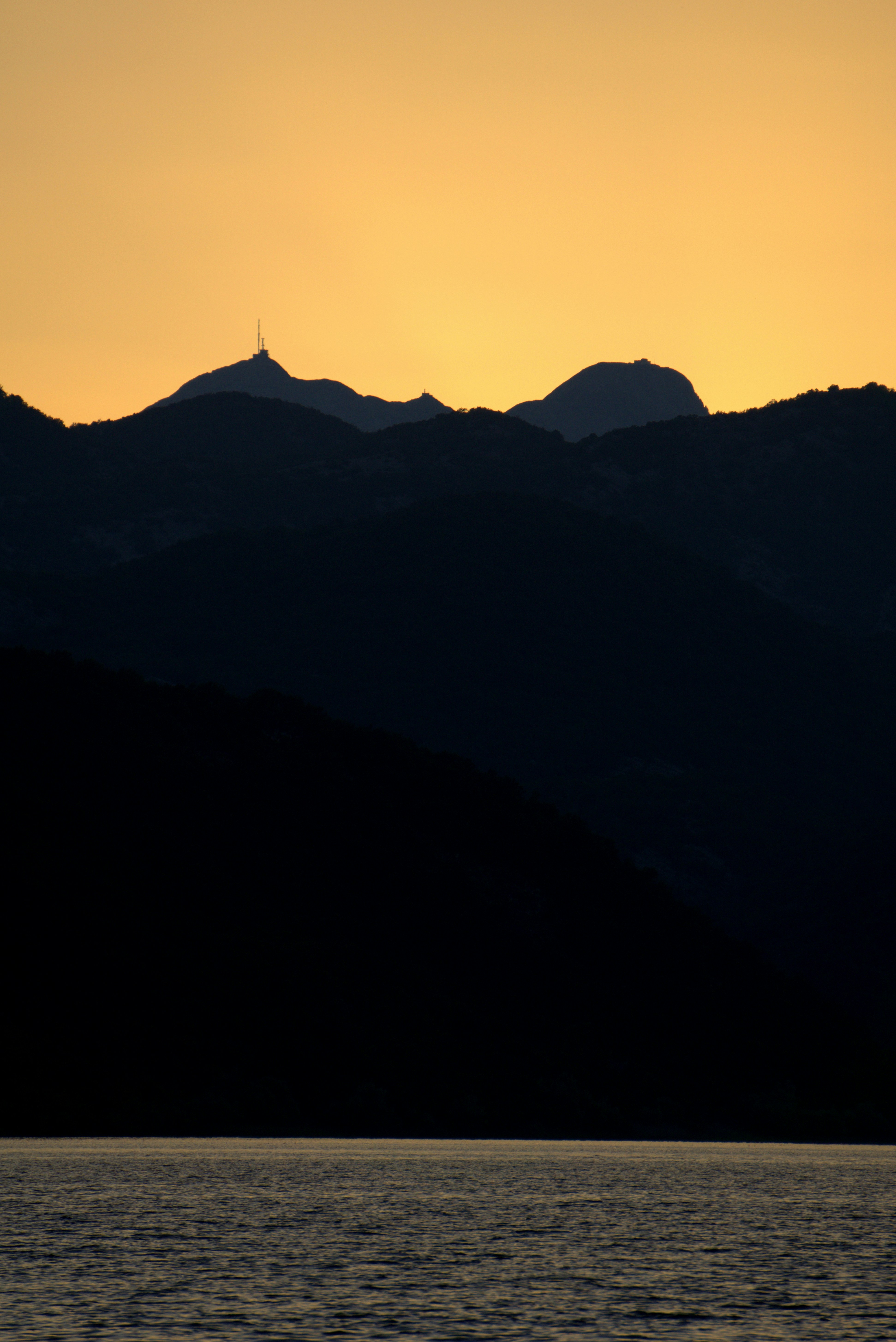 Photo by vladanraznatovic