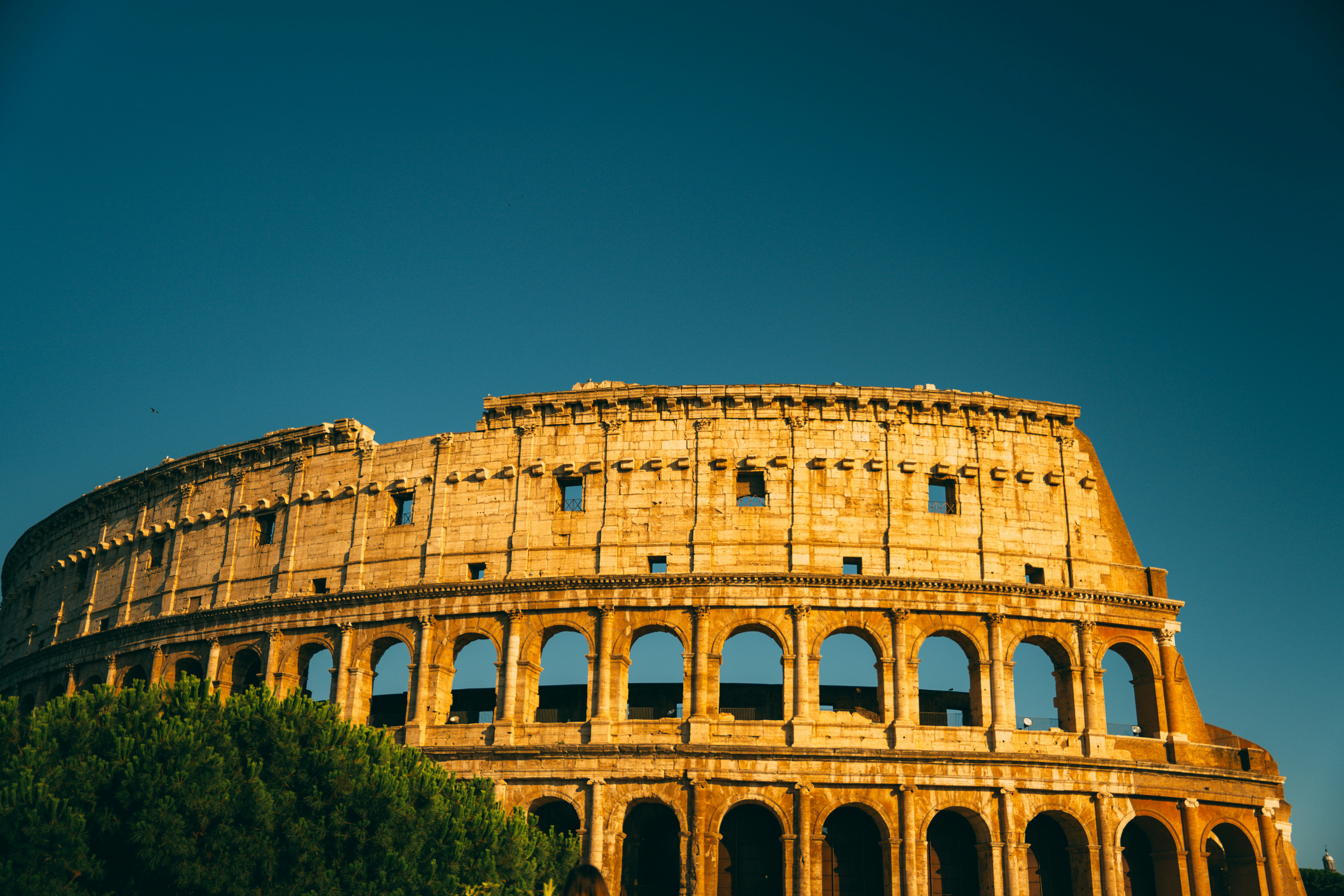 a very old looking building with a lot of windows
