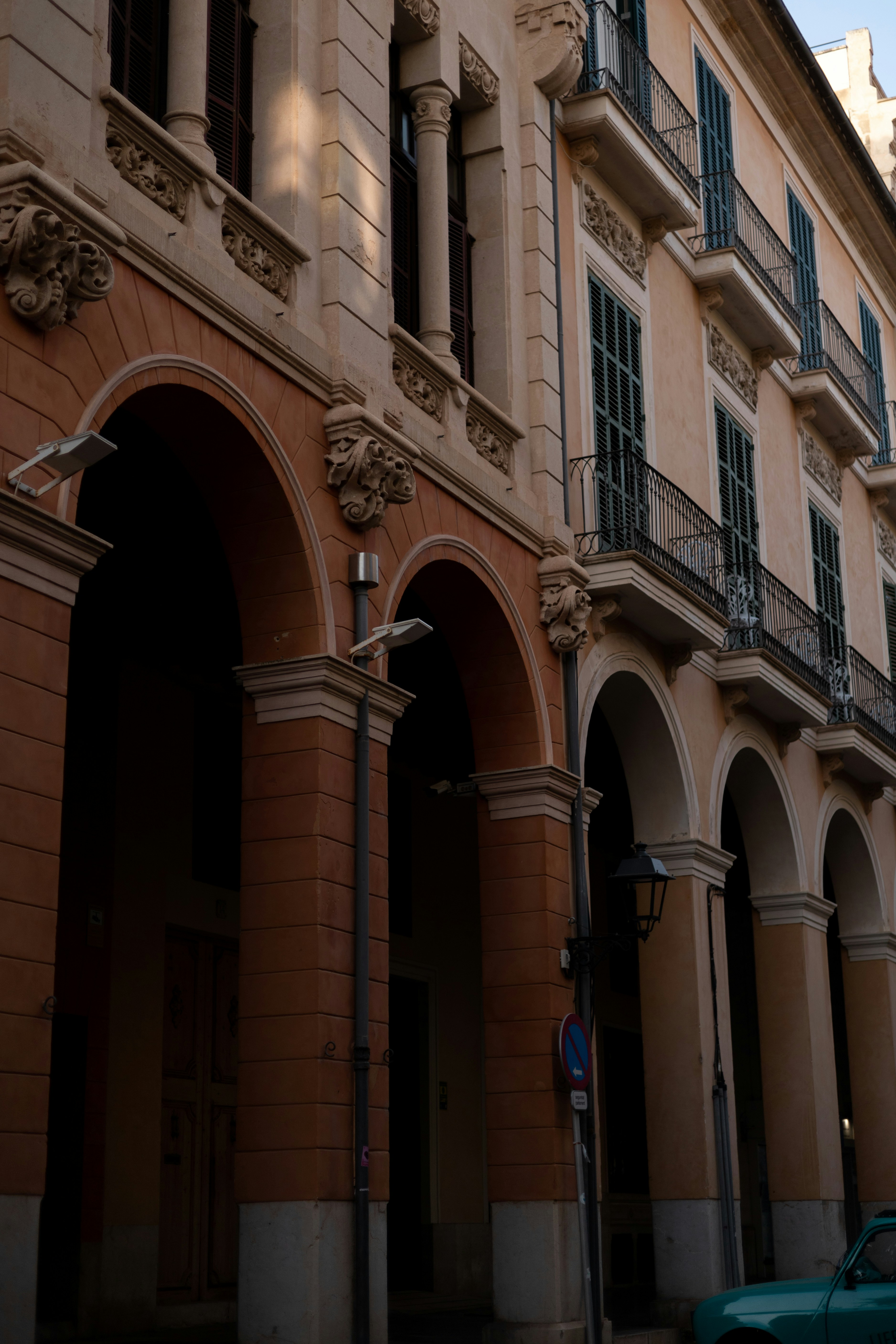 Photo by maricabogdan