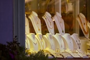 Aury inc provides fine jewelry to many USA business 