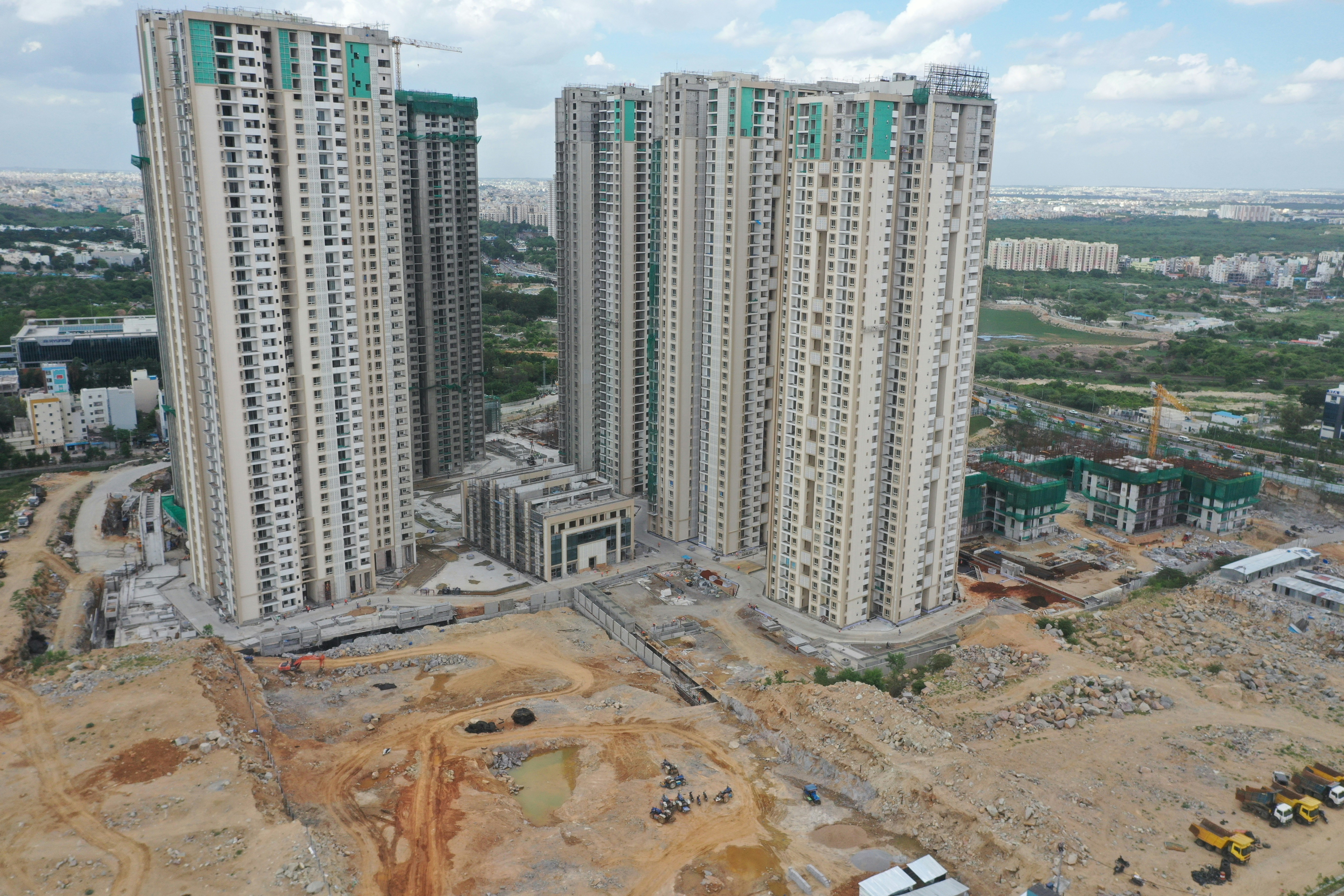 Oberoi Realty Q4 Results: A Significant Decline in Profit Amidst Rising Costs