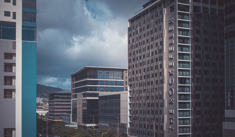 a view of some very tall buildings in a city