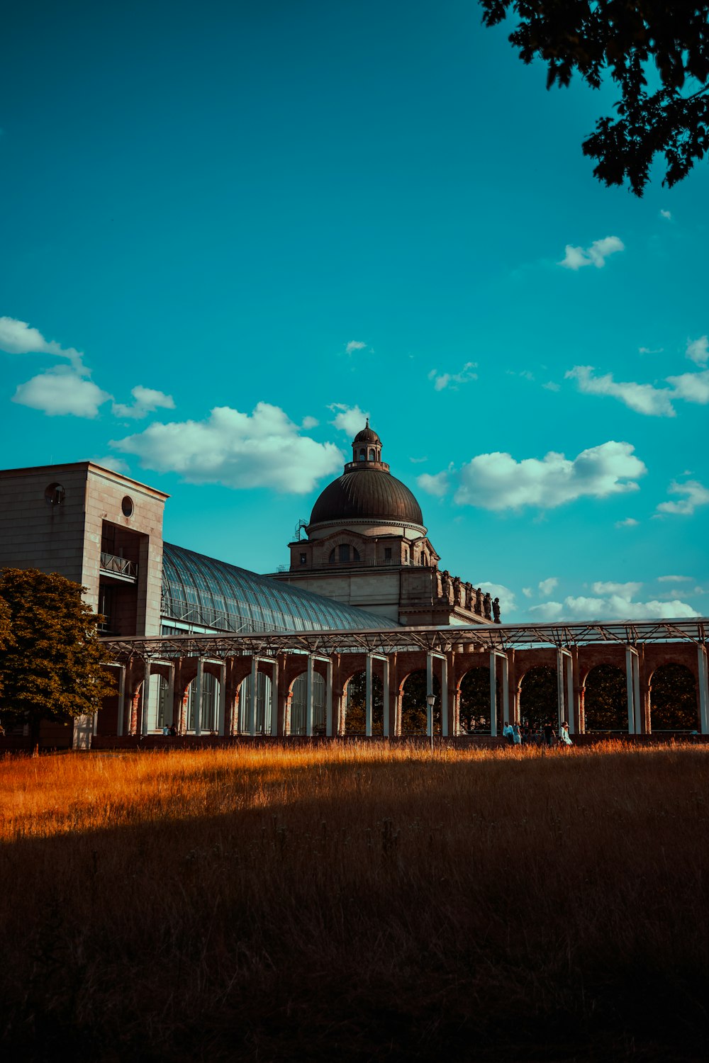 a large building with a dome on top of it