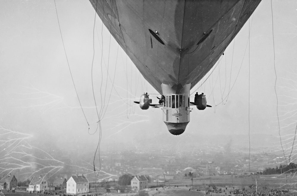 a black and white photo of a hot air balloon