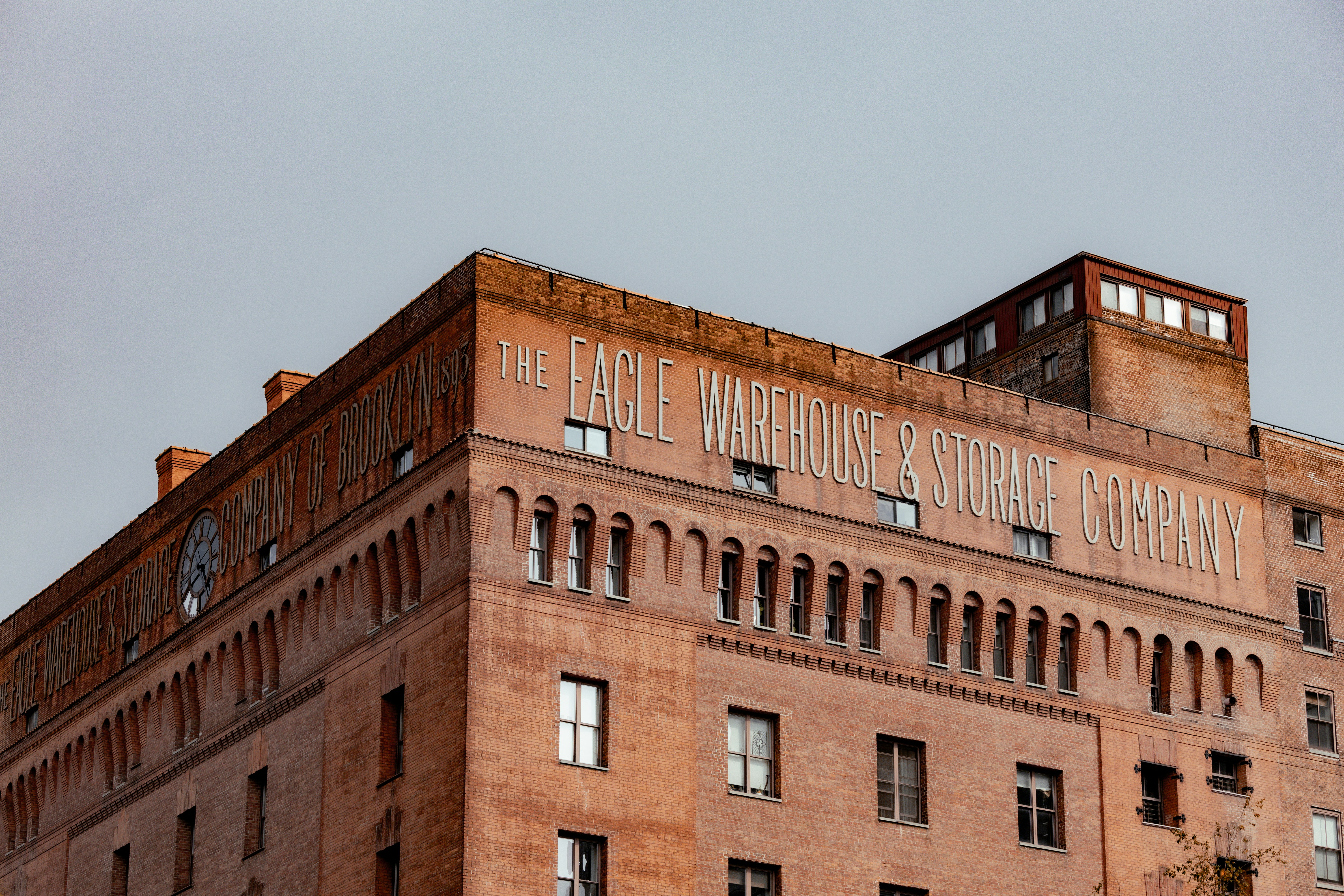 Vivo Teases 400mm Lens for X300 Ultra, New Accessory Incoming