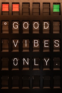 the words good vibes only written in white type on a black background