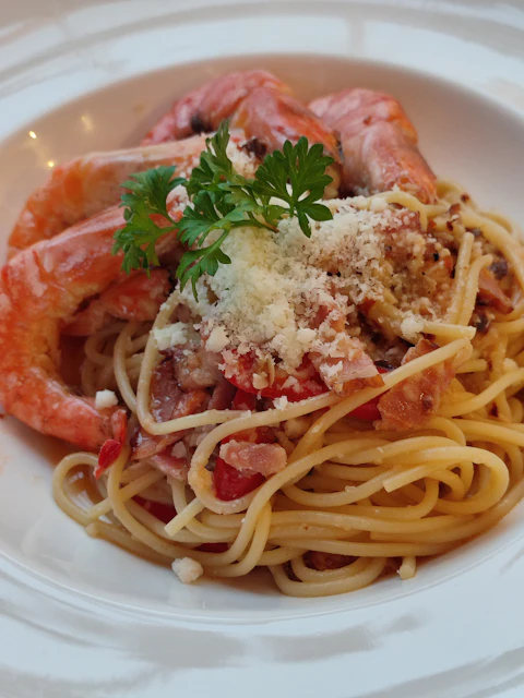 Garlic Butter Shrimp Pasta