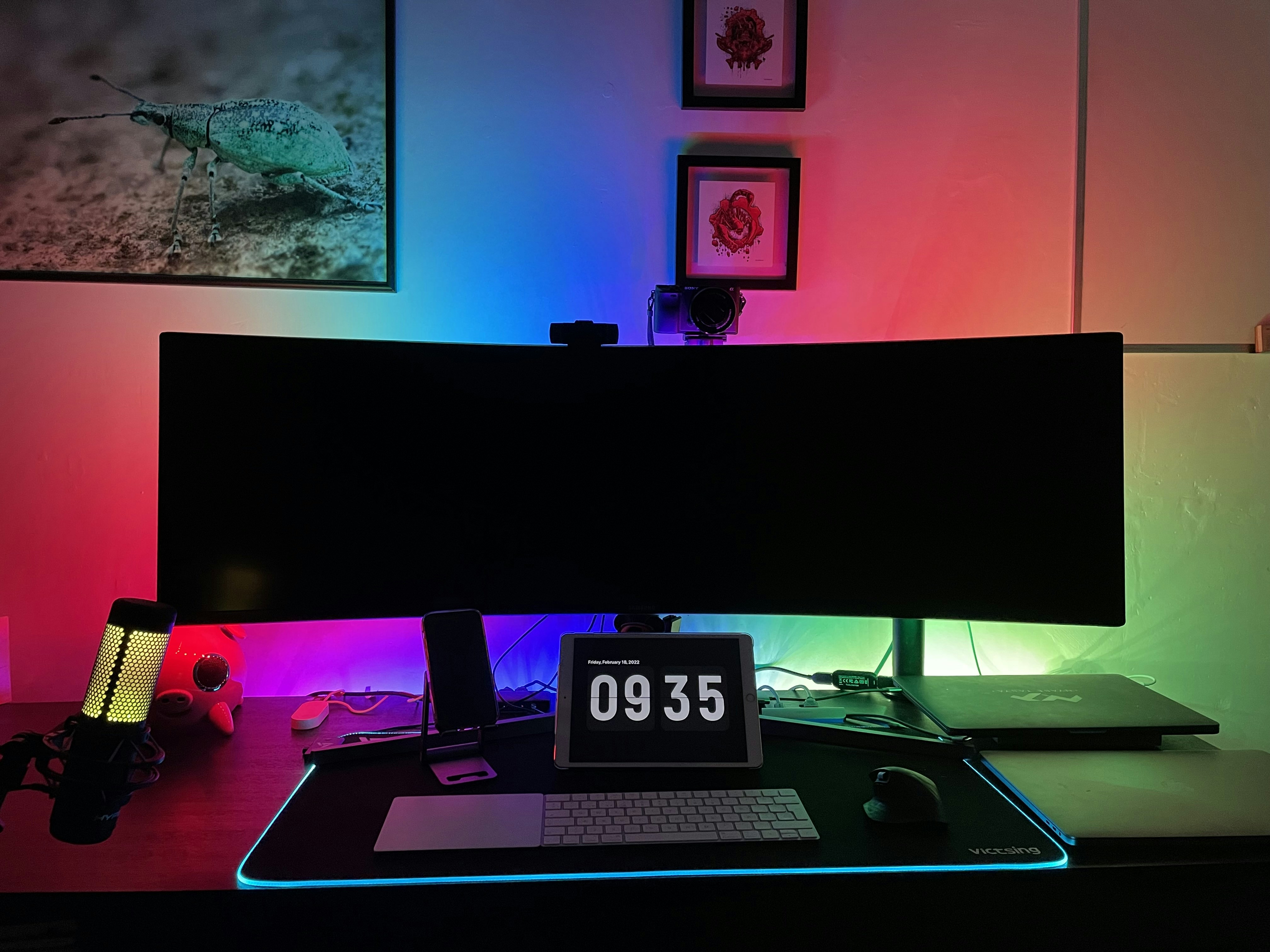 Desktop gaming setup